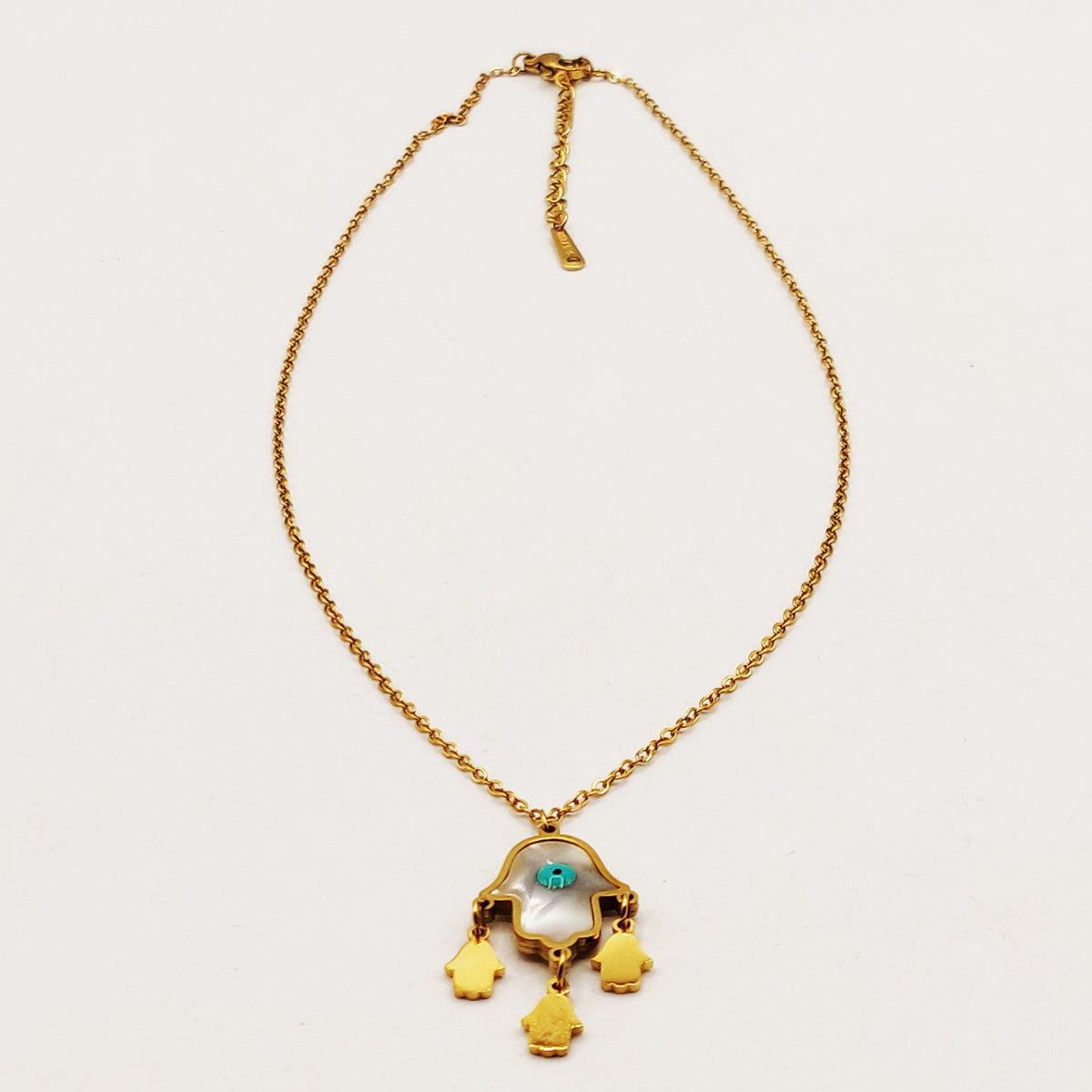Pendentif Main De Figa En Or 18k Avec Verre Bleu – Vintage Et Finement Travaillé