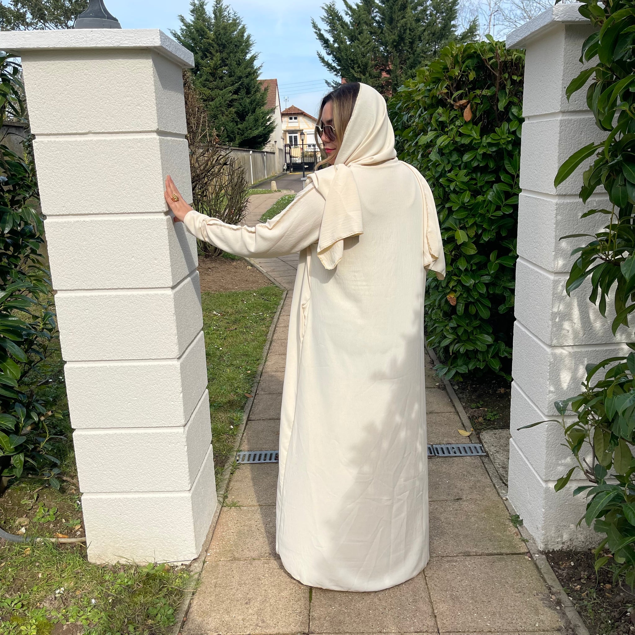 Abaya Hijab Intégré Blanc