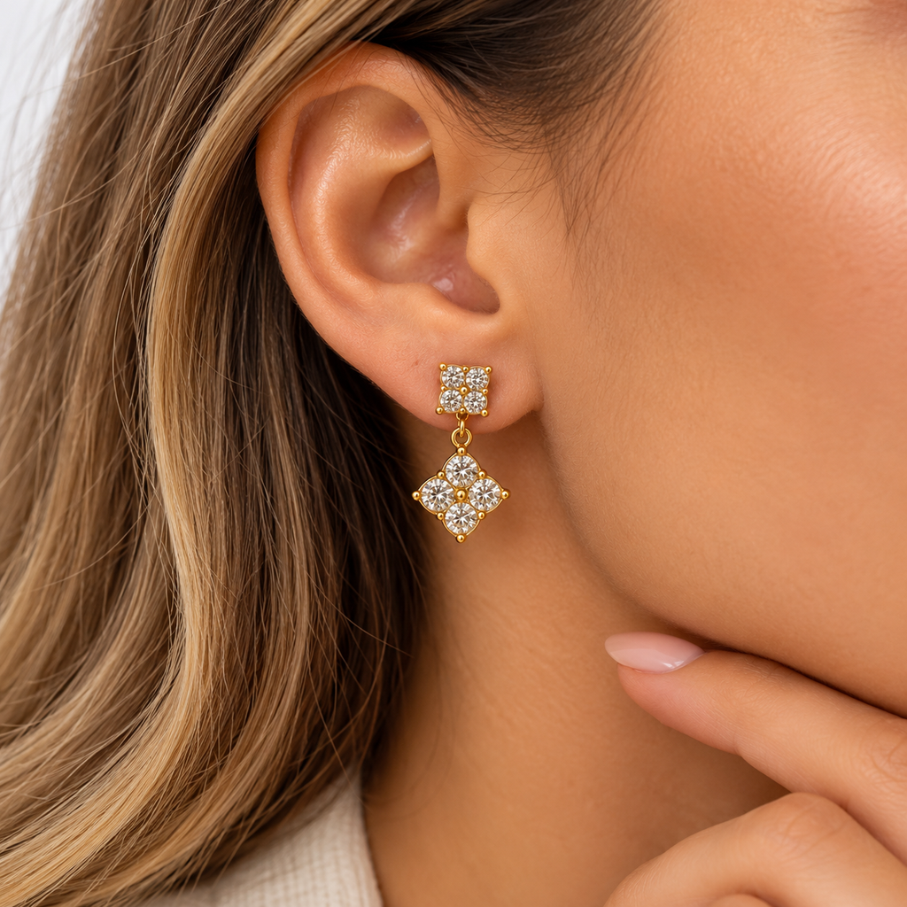 Boucles d'oreilles Double Pendentifs Trèfles 4 Cristaux Luxe