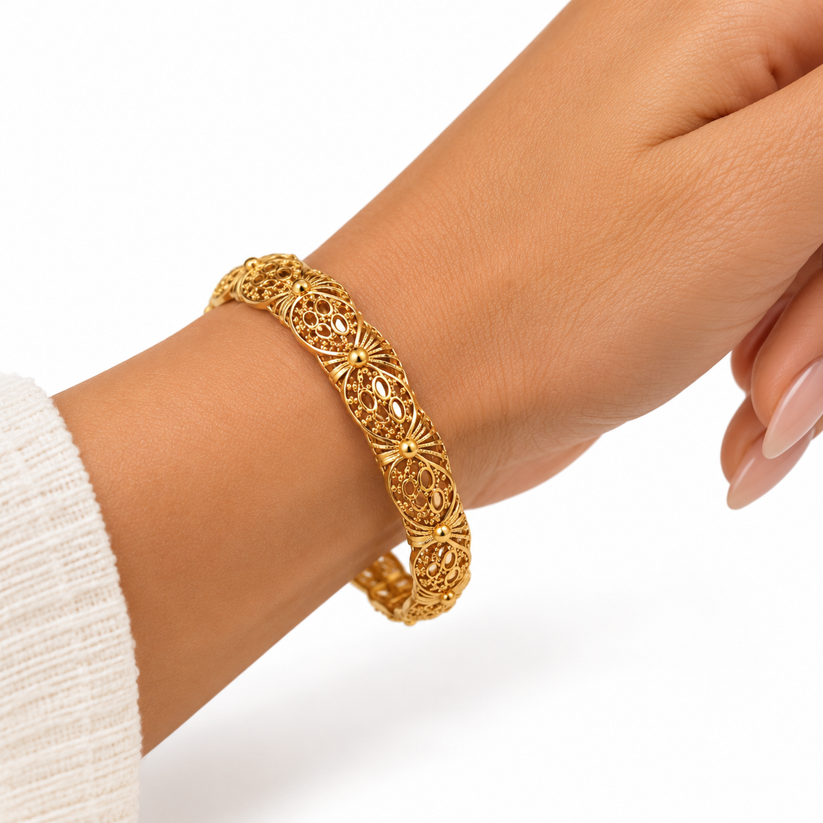 Bracelet Rigide Motifs Orientaux Boules Dorées Luxe