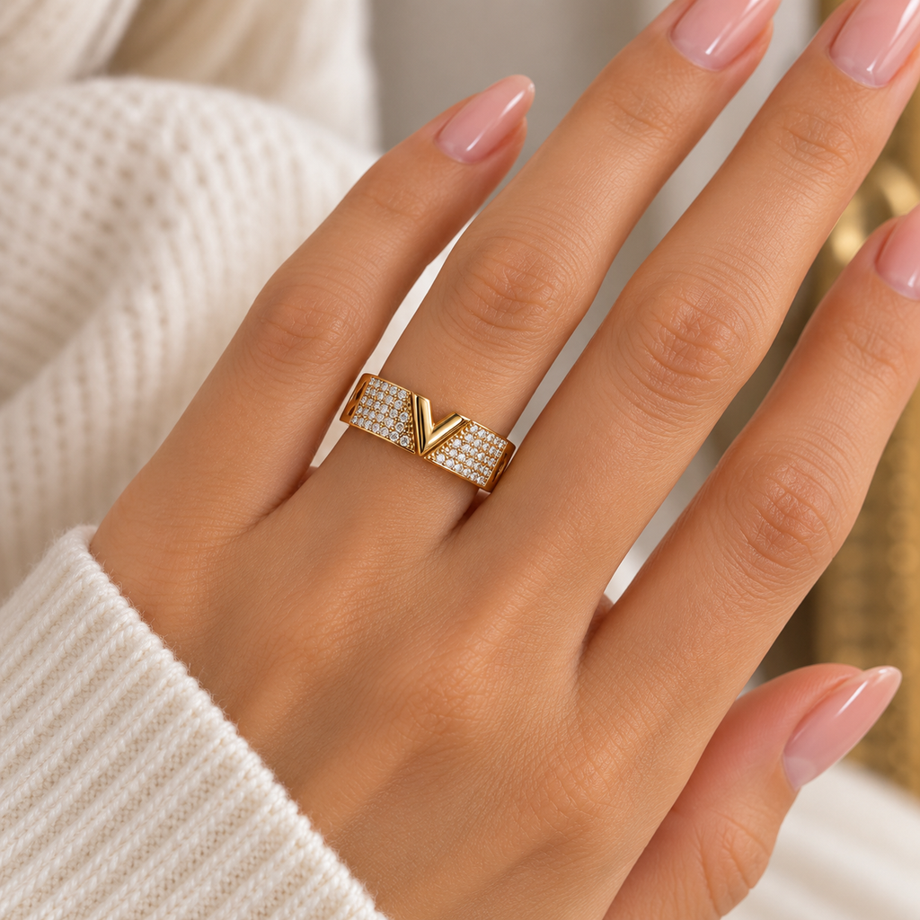 Bague V Ligne Cristaux Luxe