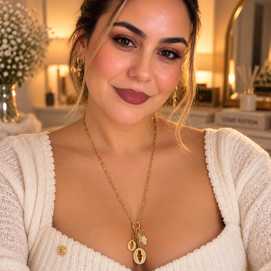Collier Long Triple Pendentifs Main de Fatma Cristaux Luxe