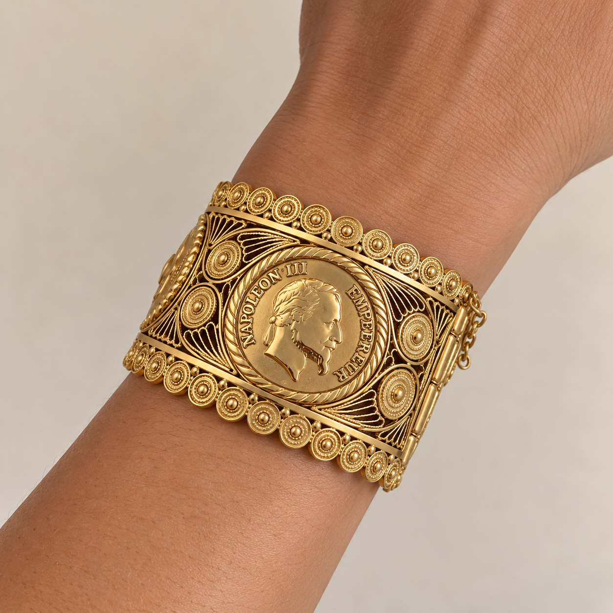 Bracelet Rigide Impérial Napoléon III Luxe