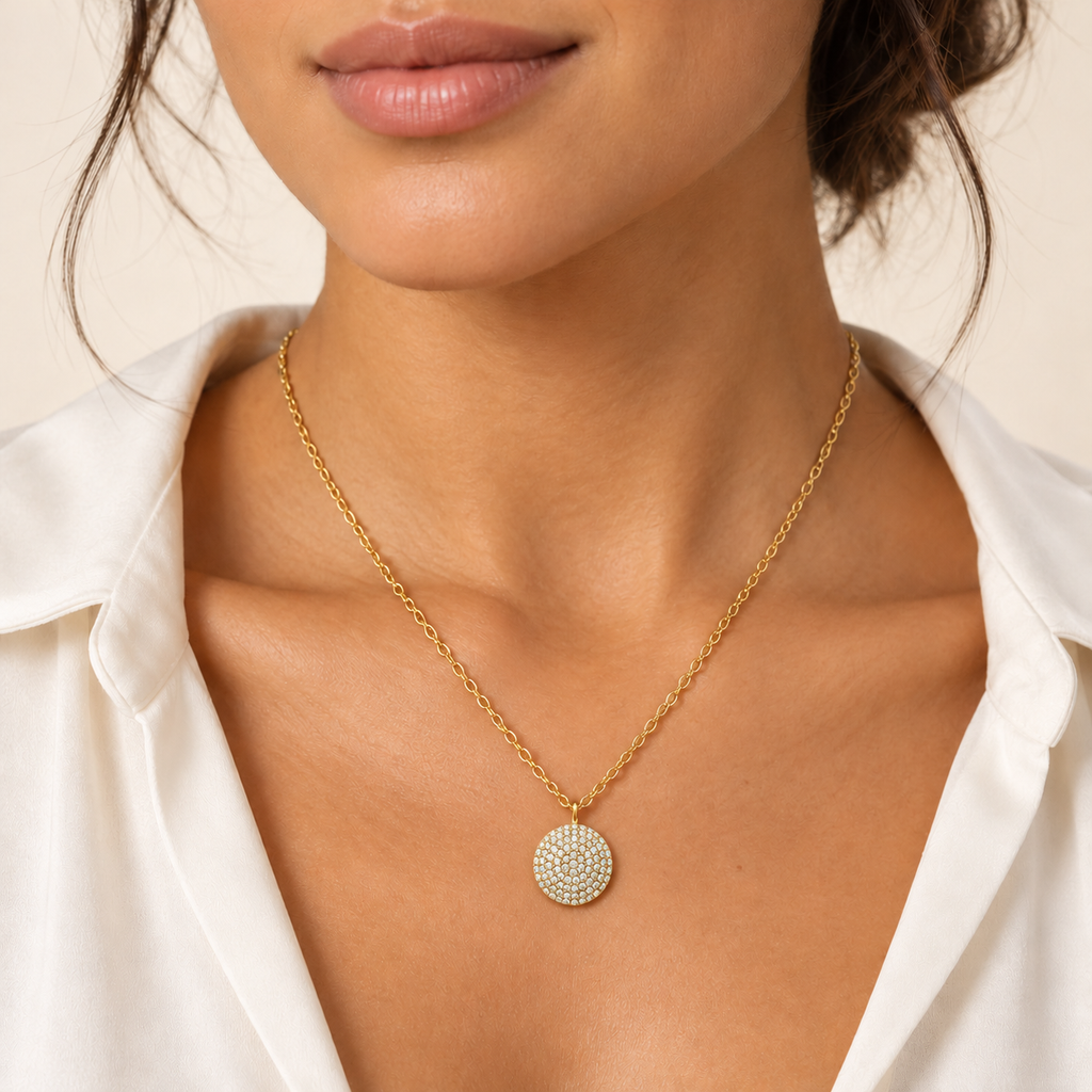 Collier Cercle Royal Cristaux Luxe