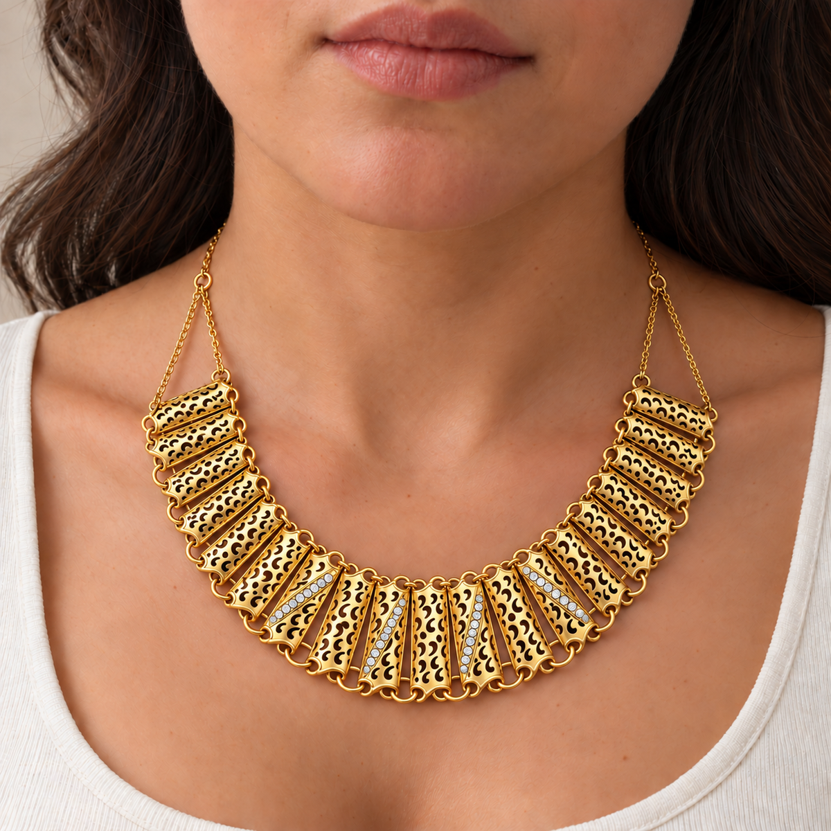 Collier Multi Barres Virgules et Cristaux Luxe