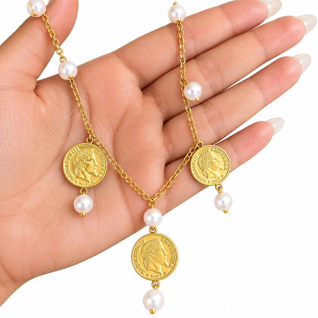 Collier Multi Louise Napoléon Et Perles d imitation Blanches Luxe
