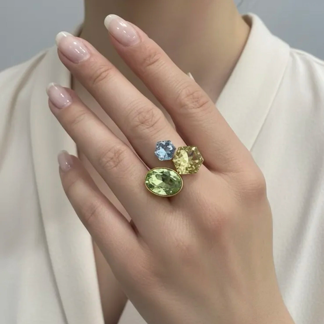 Bague Cristaux Vert, Bleu et Jaune Luxe