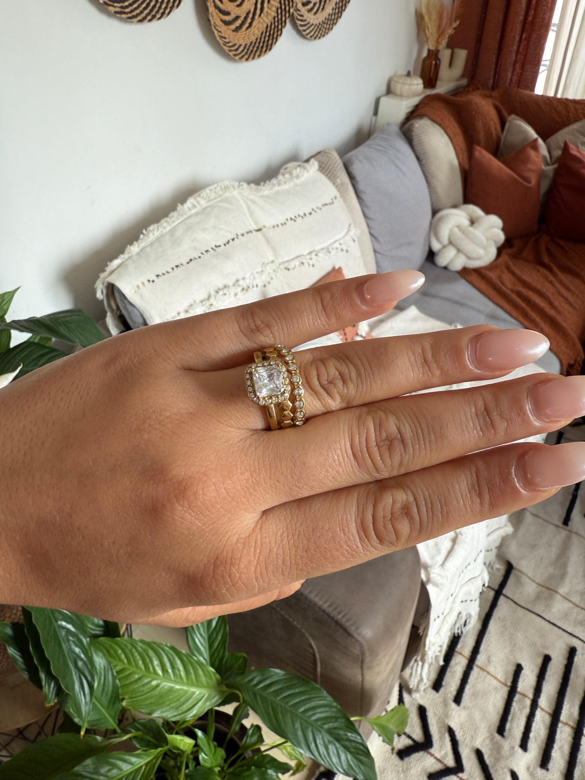 Bague Triple Lignes Hexagones et Cristal Carré Luxe