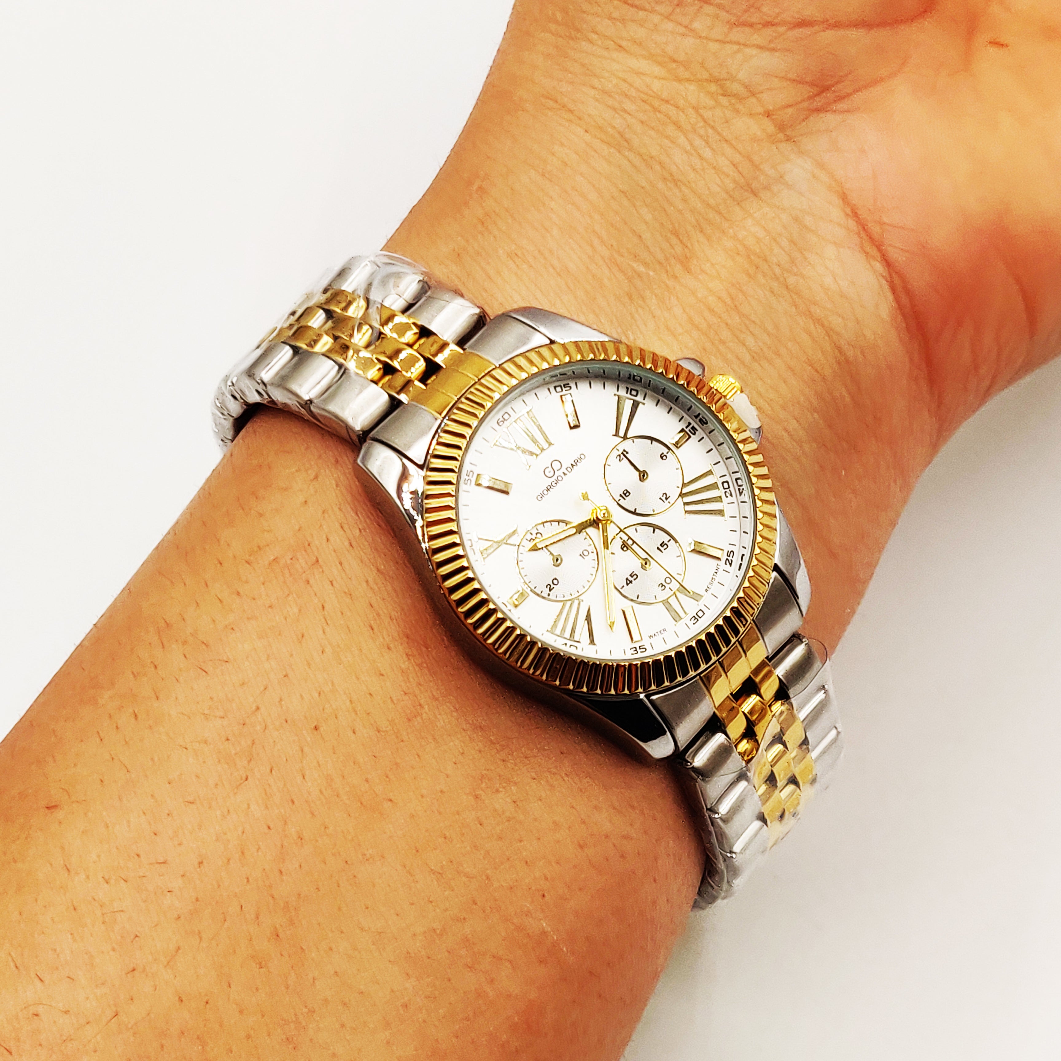 Montre HC EU6441 Fond Blanc Bracelet Argenté et Doré
