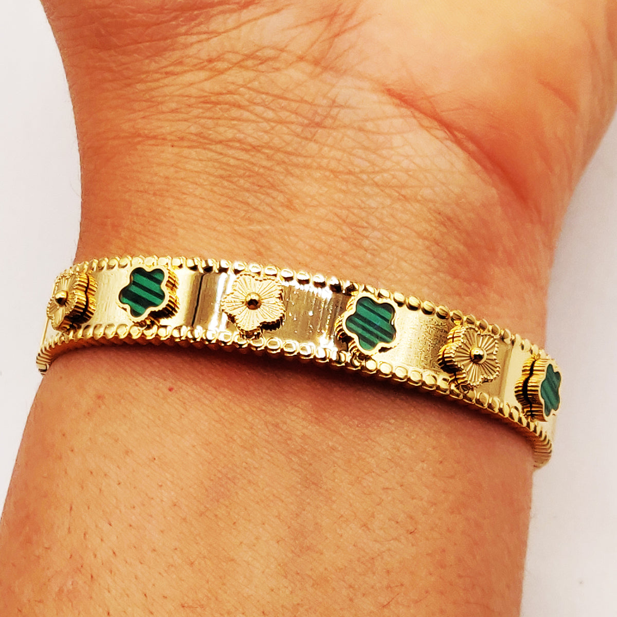 Bracelet Rigide Marguerites Vertes et Dorées Luxe