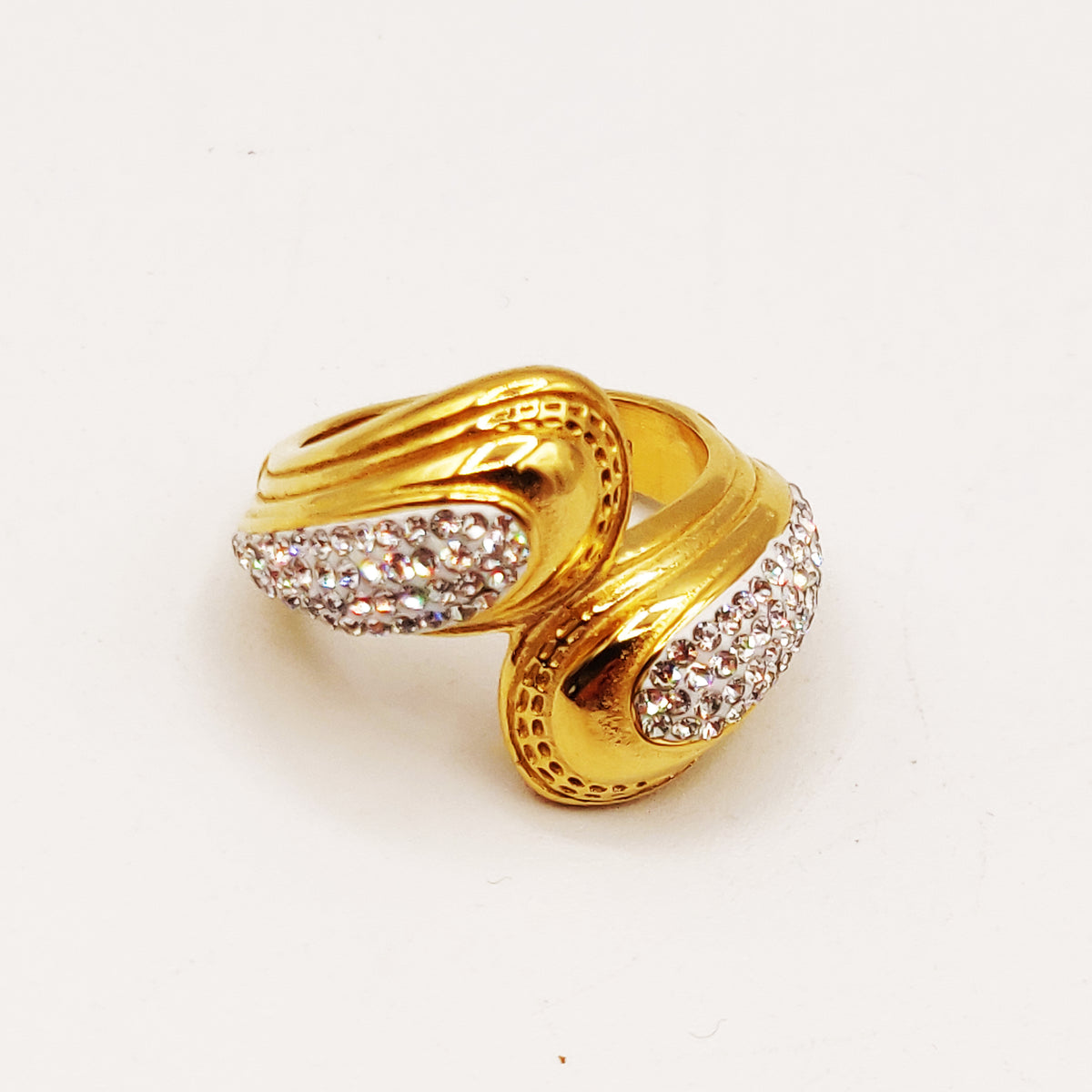 Bague Boucle Croisée Cristaux Luxe