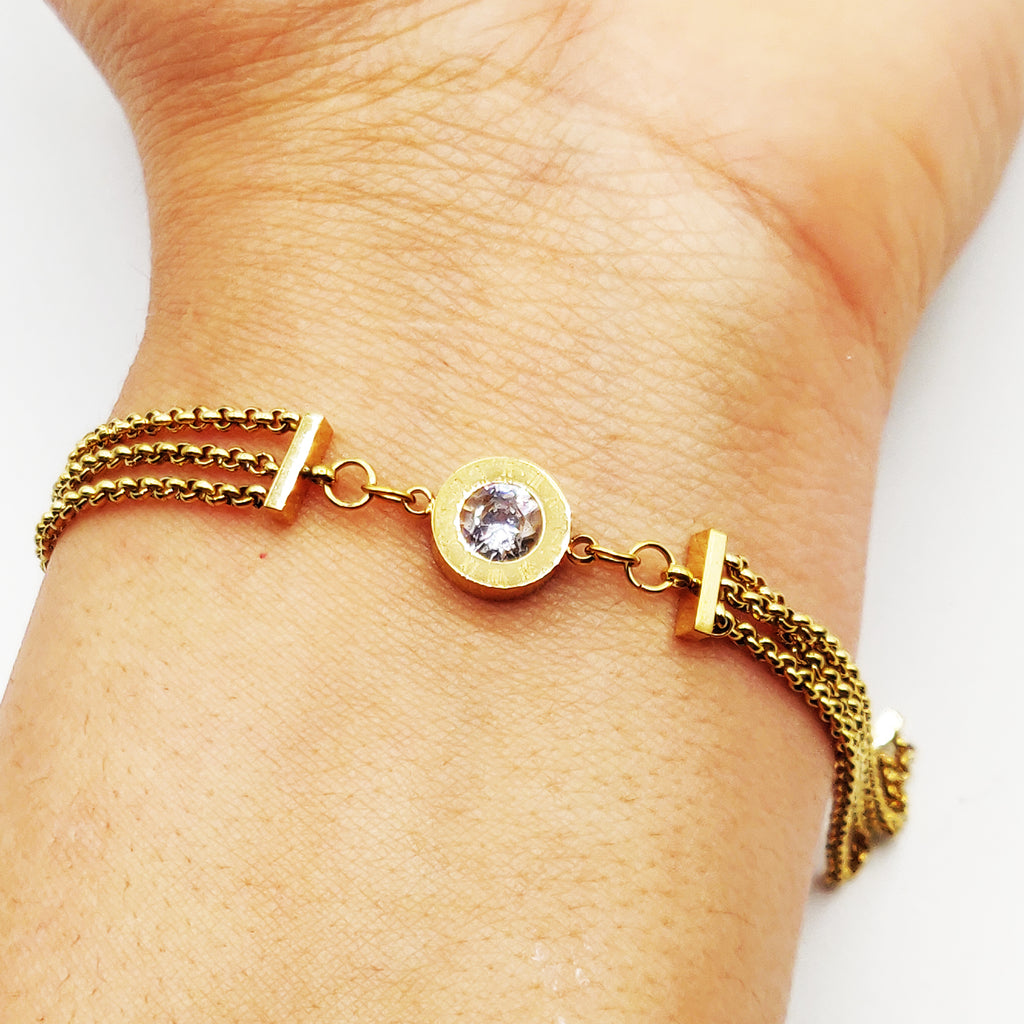 Bracelet Triple Chaîne Pendentif Cristal Romain Luxe