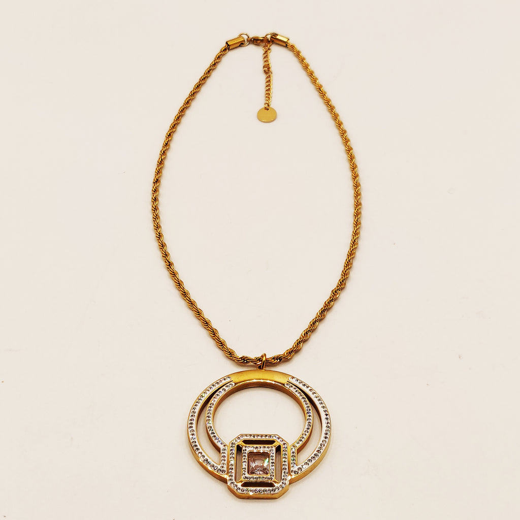 Collier Torsade Multi Lignes Grand Pendentif Cercle Cristal Carré Luxe