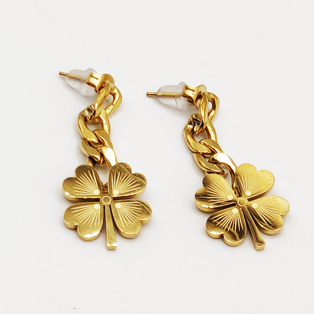 Boucles d'oreilles Tresse Trèfle à 4 Coeurs