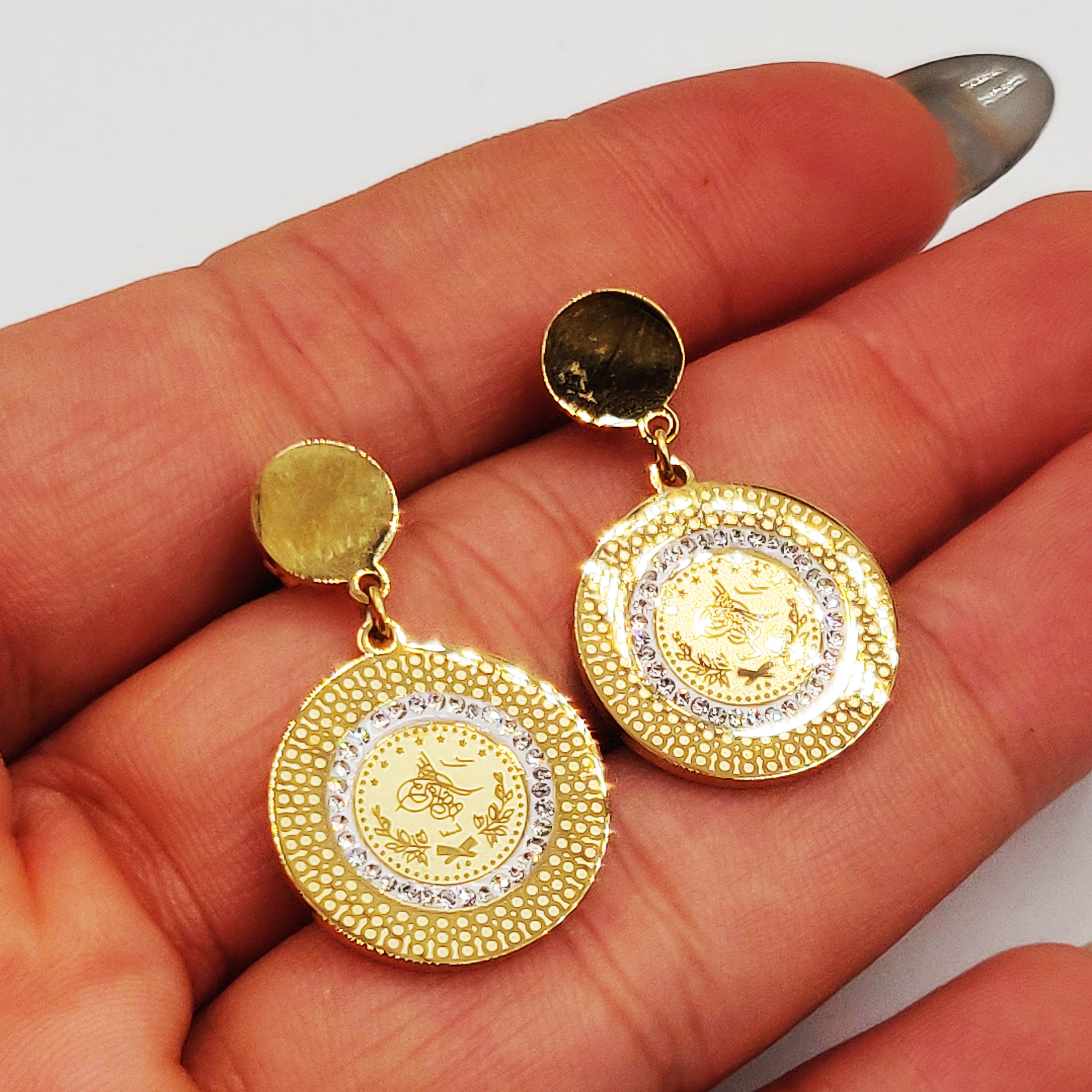 Boucles d'oreilles Torsade Multi Lignes Louise Pierres Vertes Triple Pendentifs Louise Luxe