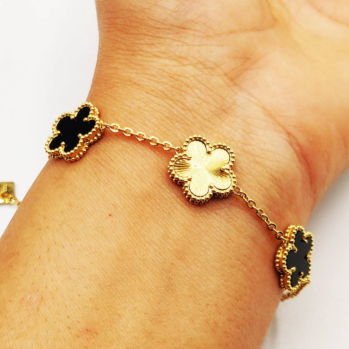 Bracelet Marguerites Dorées et Noires Tour Perles d'imitation Luxe