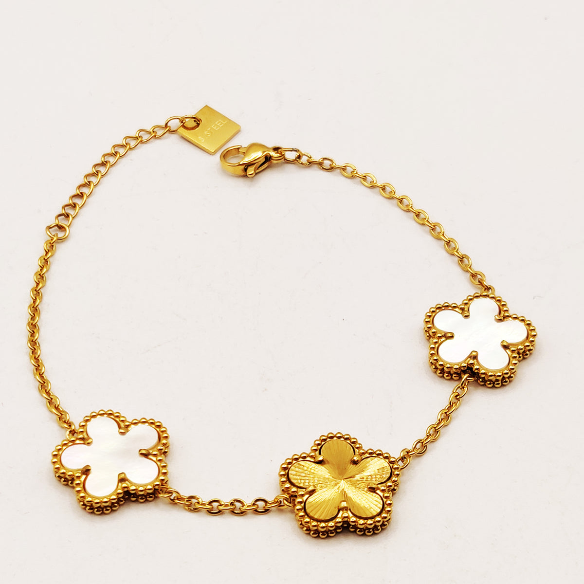 Bracelet Marguerites Dorées et Blanches Tour Perles d'imitation Luxe
