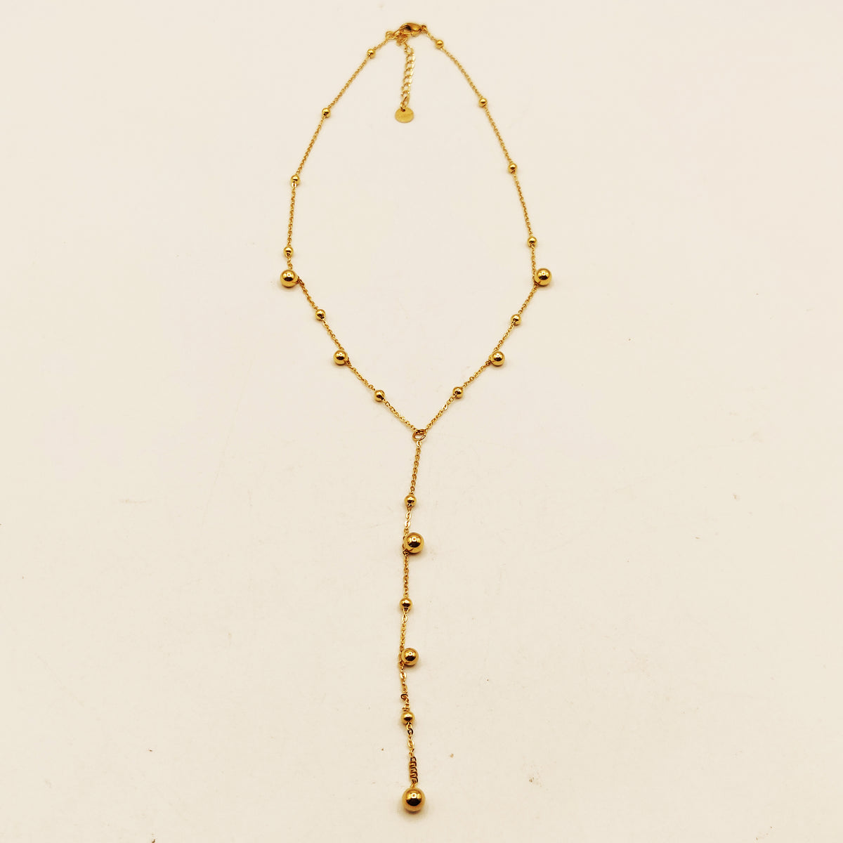 Collier Multi Perles d'imitation Dorées Descendant