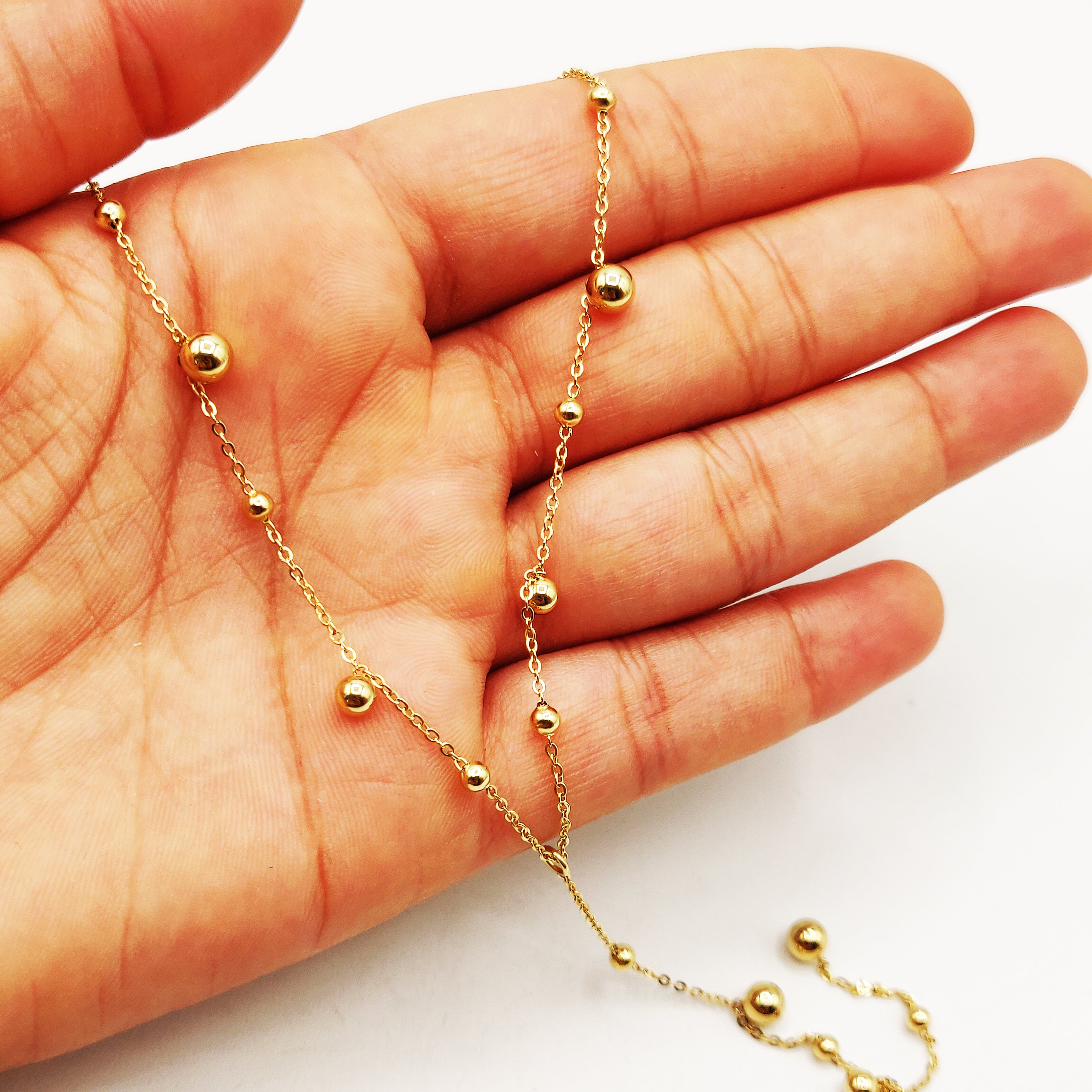 Collier Multi Perles d'imitation Dorées Descendant