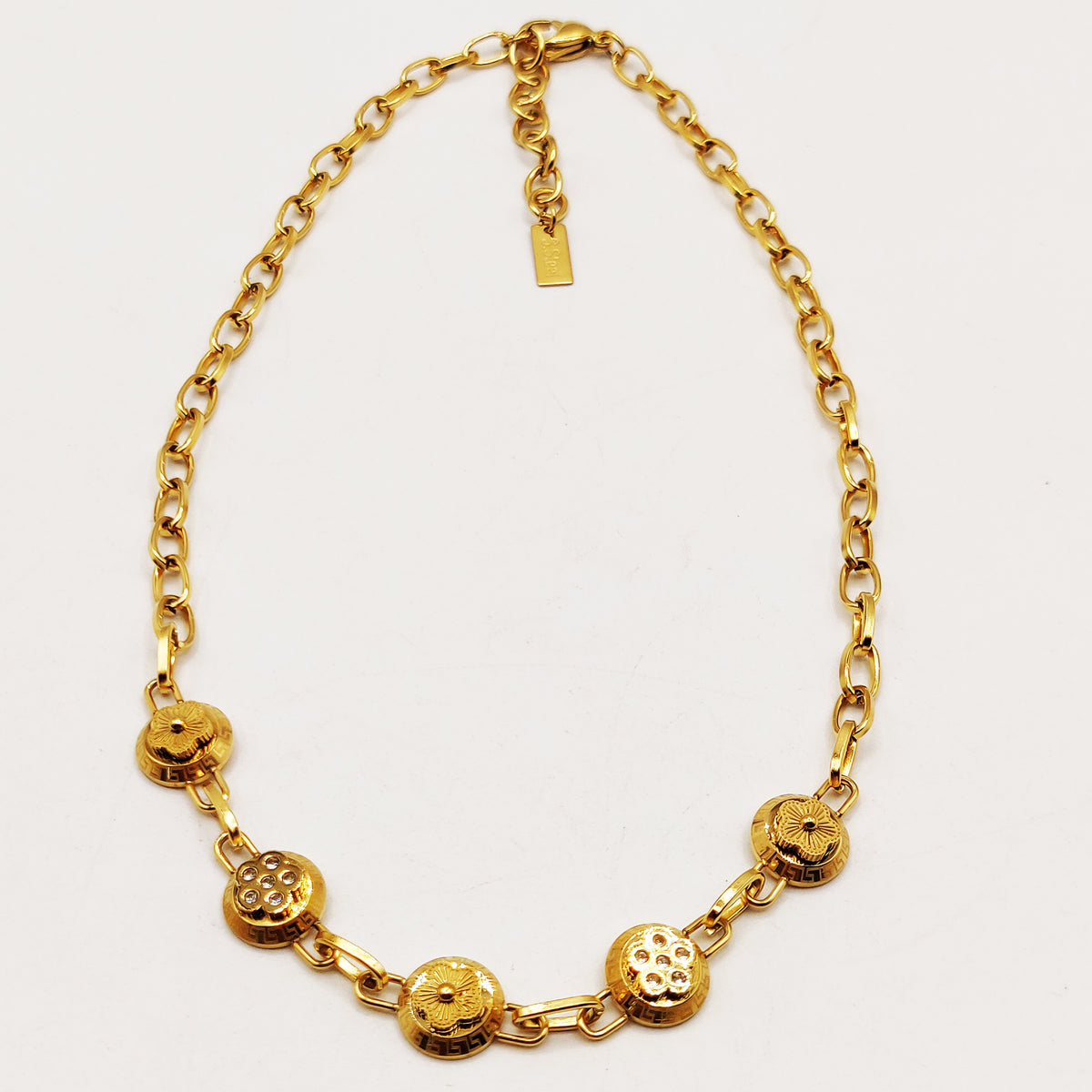 Collier Chaîne Multi Marguerites Dorées et Cristaux