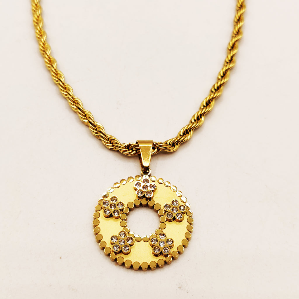 Collier Torsade Multi Lignes Cercle Multi Marguerites Cristaux Luxe