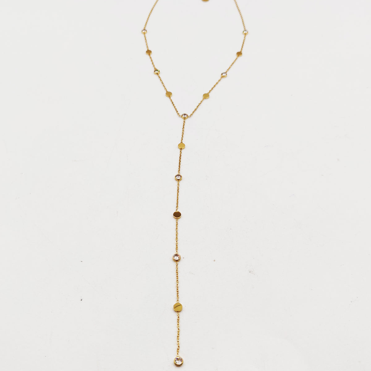 Collier Cercles Dorés et Cristaux Descendant