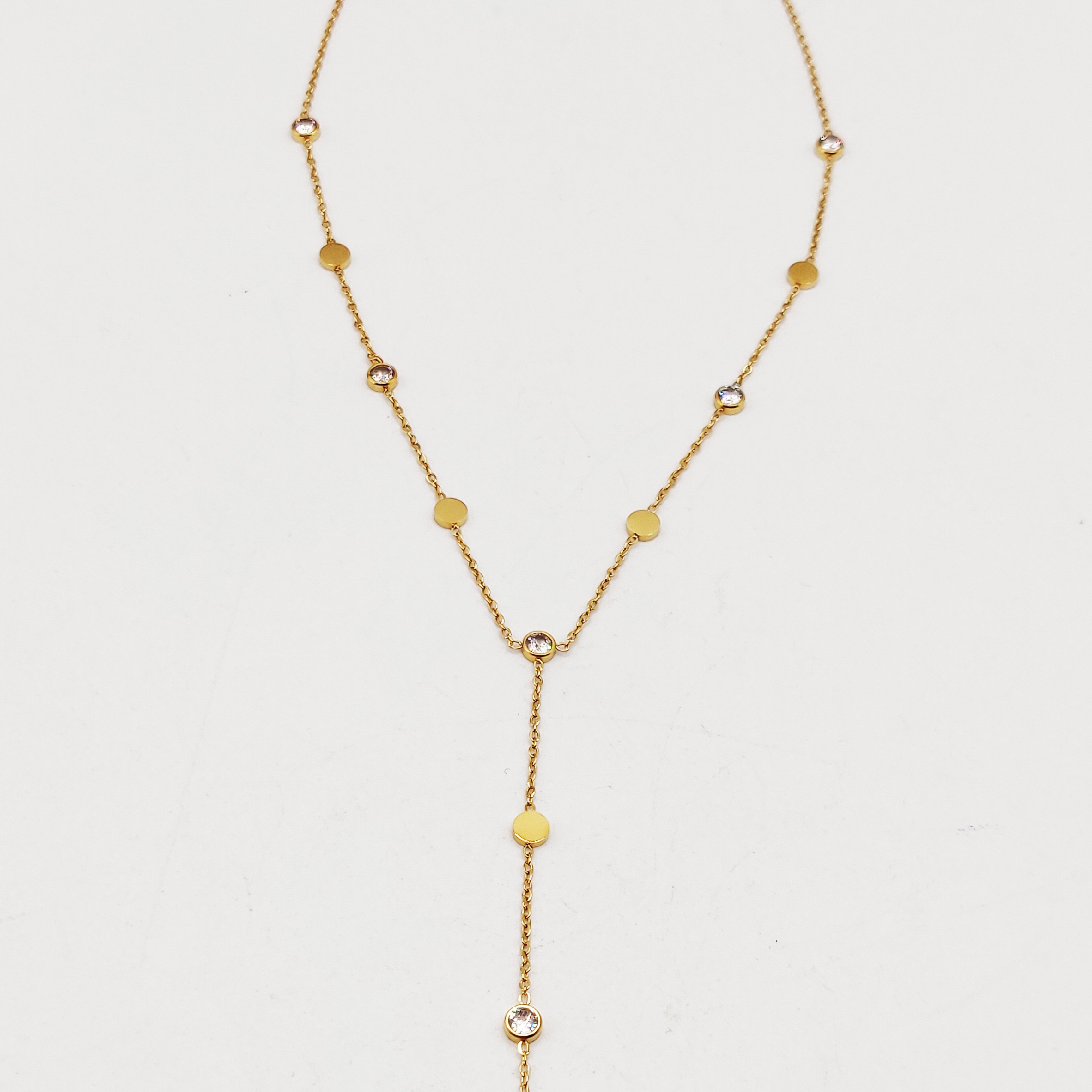Collier Cercles Dorés et Cristaux Descendant