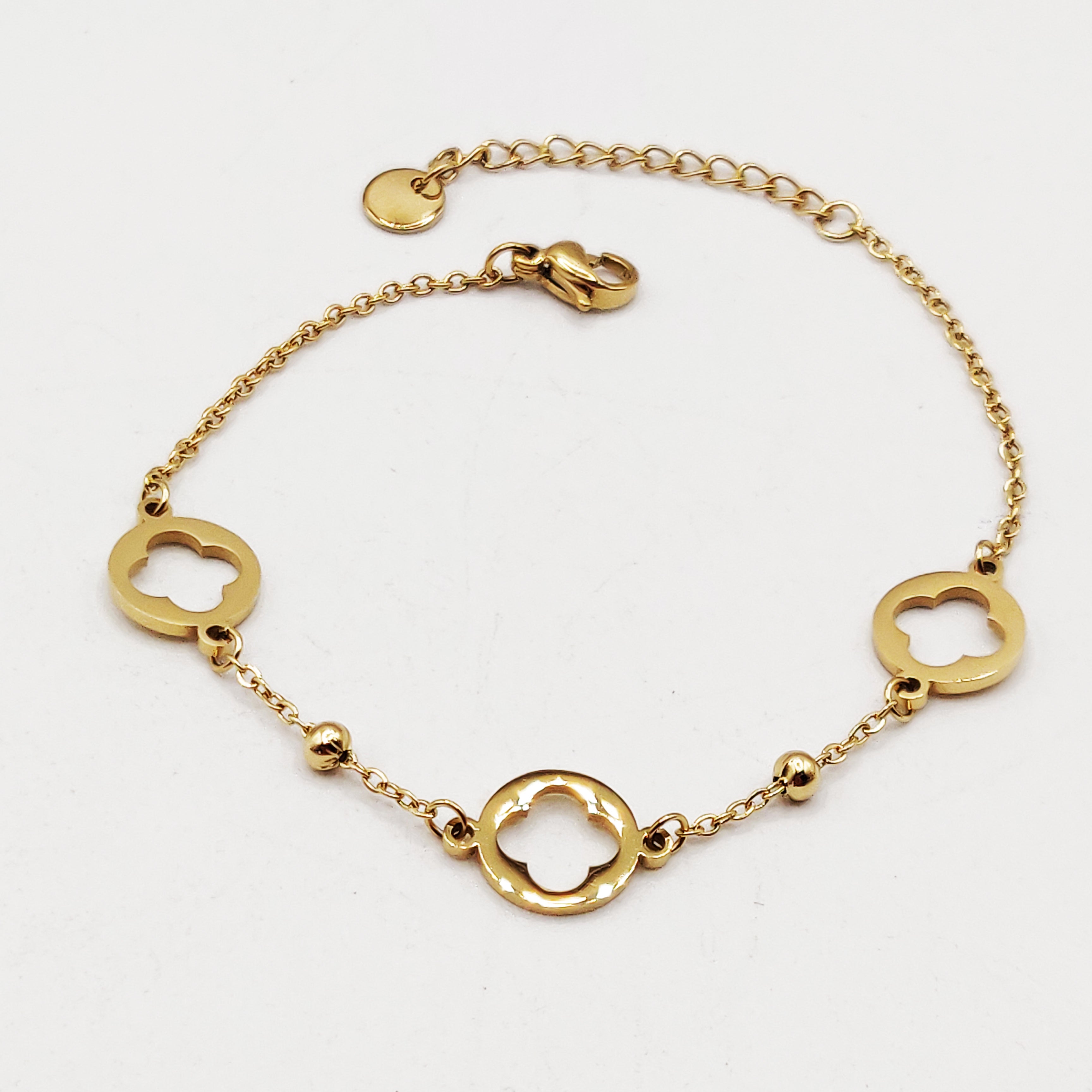 Bracelet Multi Trèfles Creux et Perles d'imitation Dorées