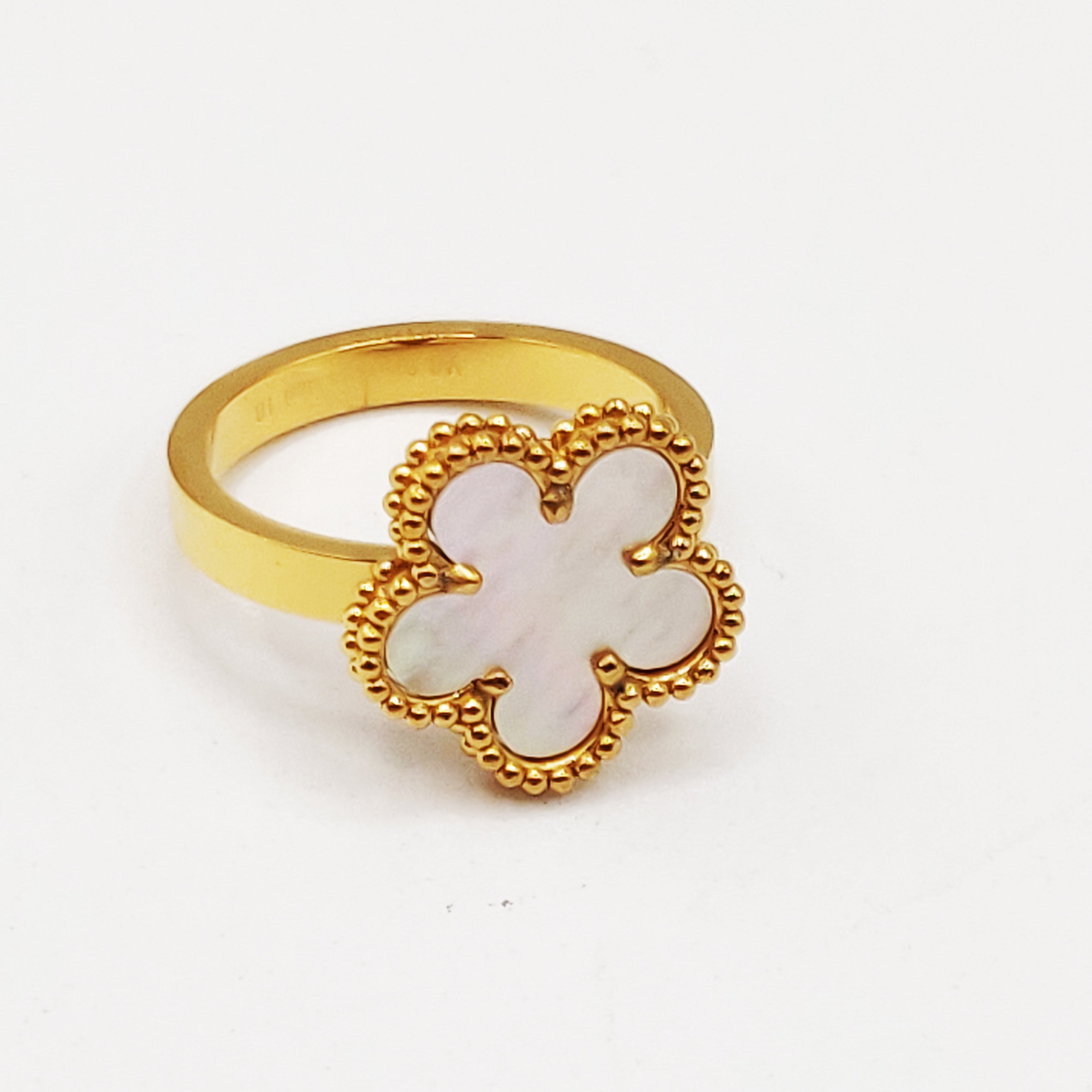 Bague Marguerite Blanche Tour Perles d'imitation Luxe