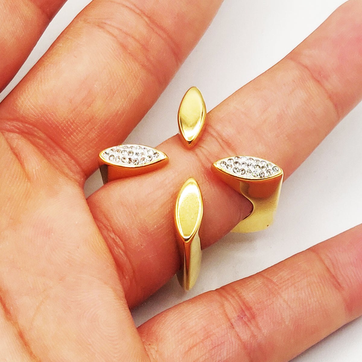 Bague 4 Feuilles Cristaux Luxe
