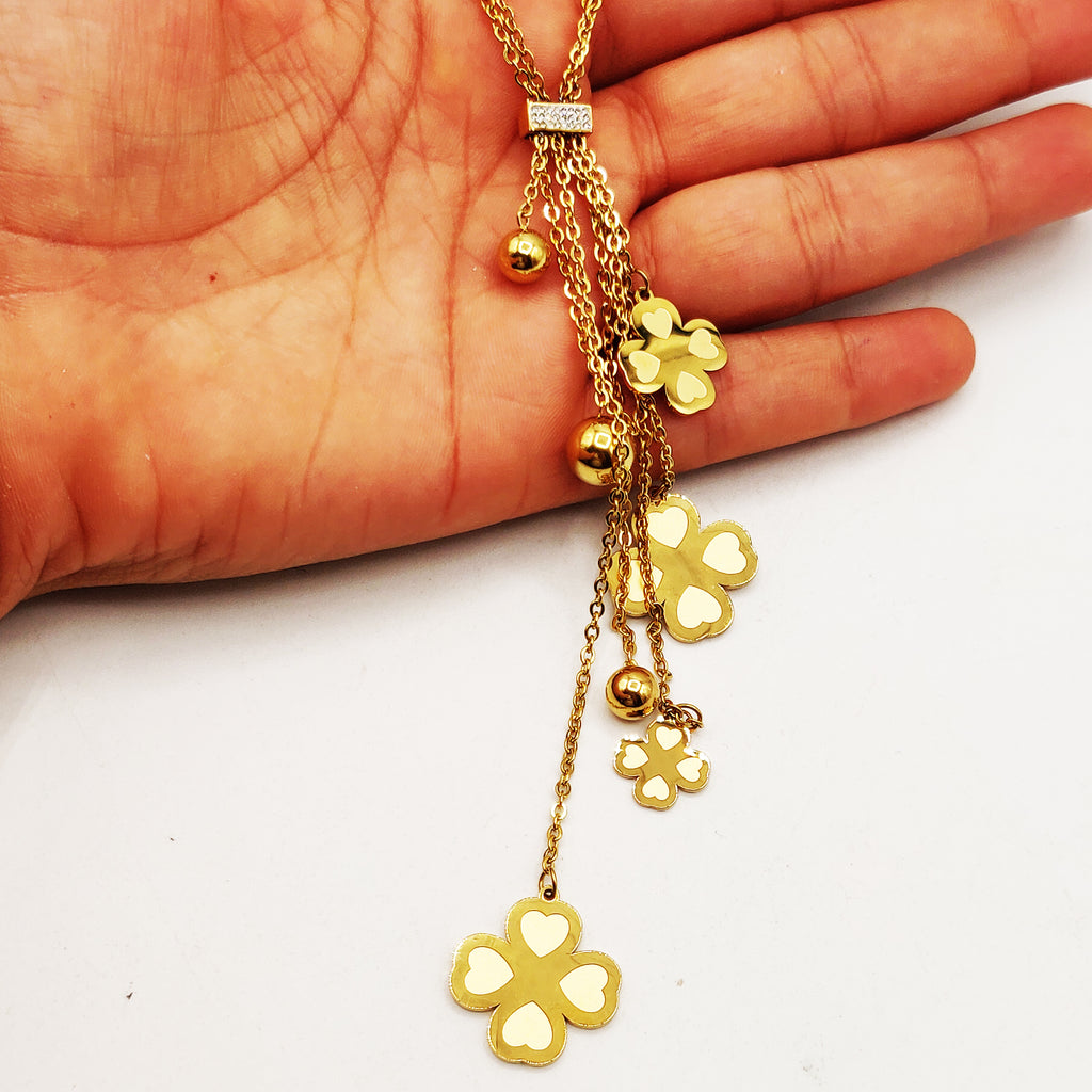 Collier Doubles Pendentifs Trèfles Coeurs et Perles d'imitation Dorées