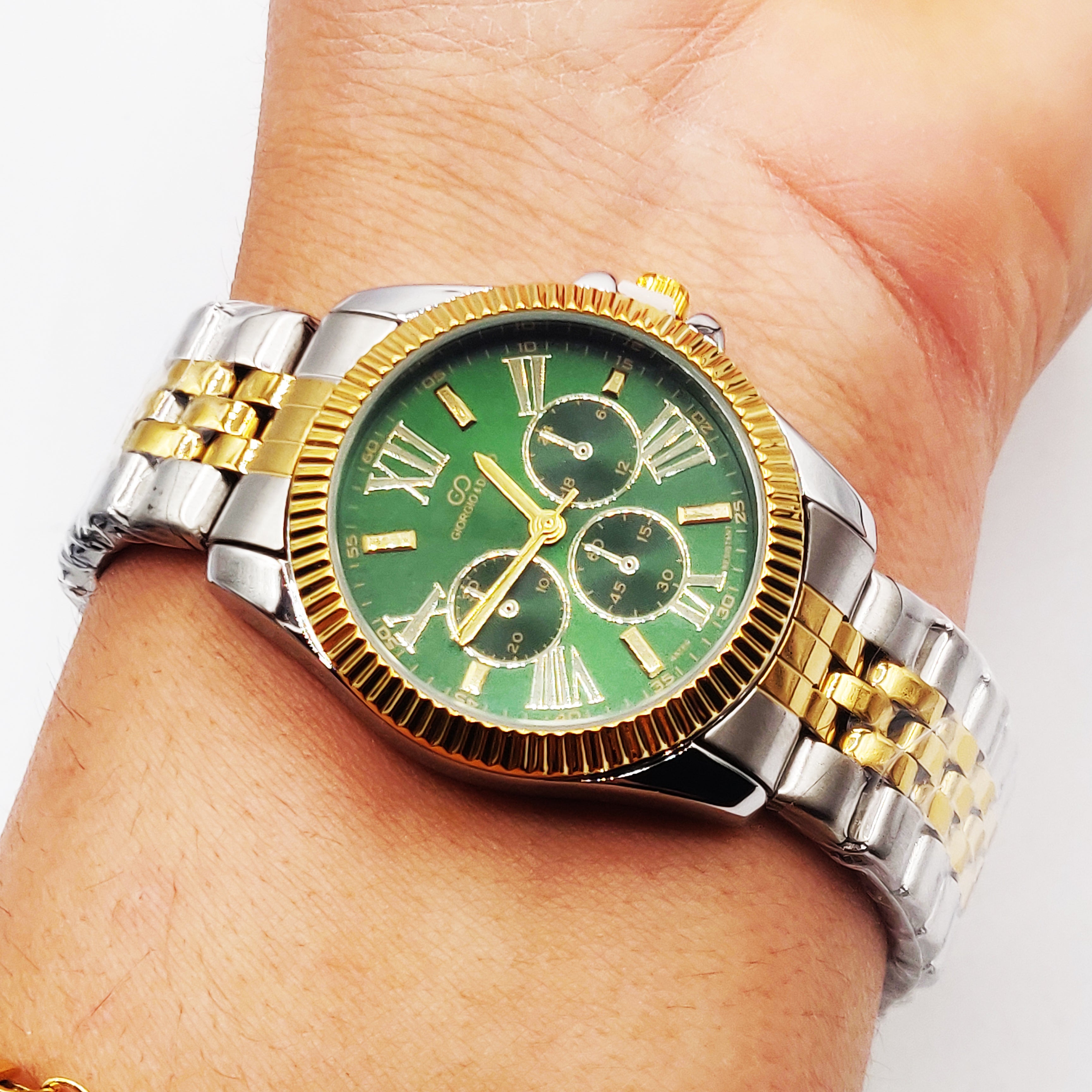 Montre HC EU6441 Fond Vert Bracelet Argenté et Doré