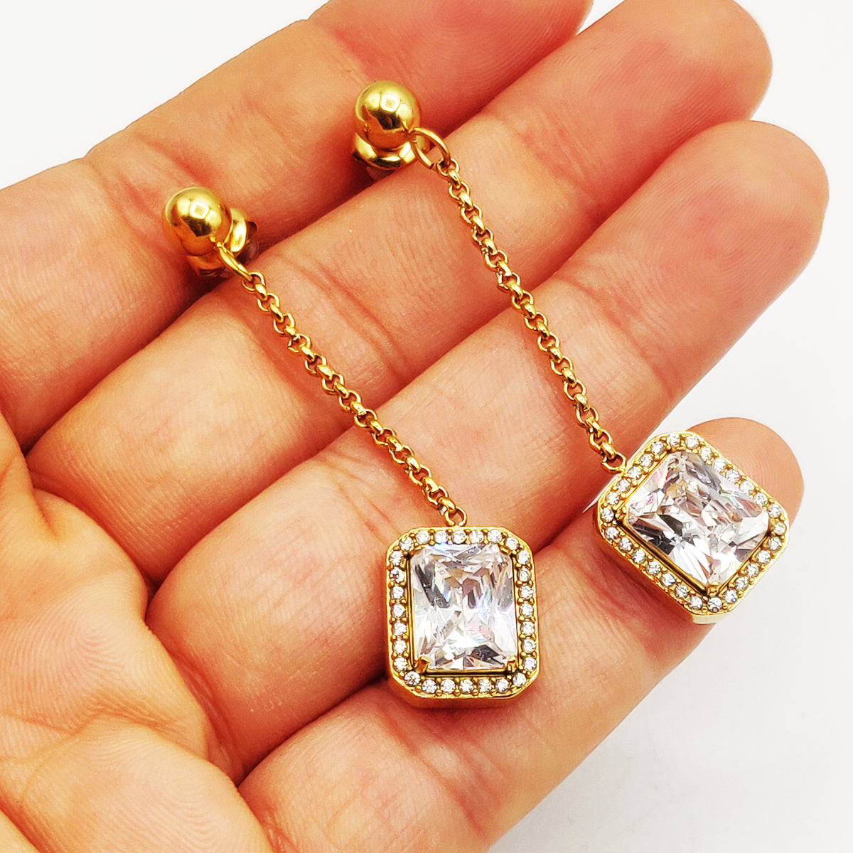 Boucles d'oreilles Maillons Cristal Rectangle Tour Cristaux Luxe