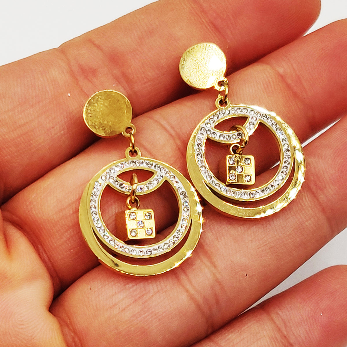 Boucles d'oreilles Cercle Dé Cubique Cristaux Luxe