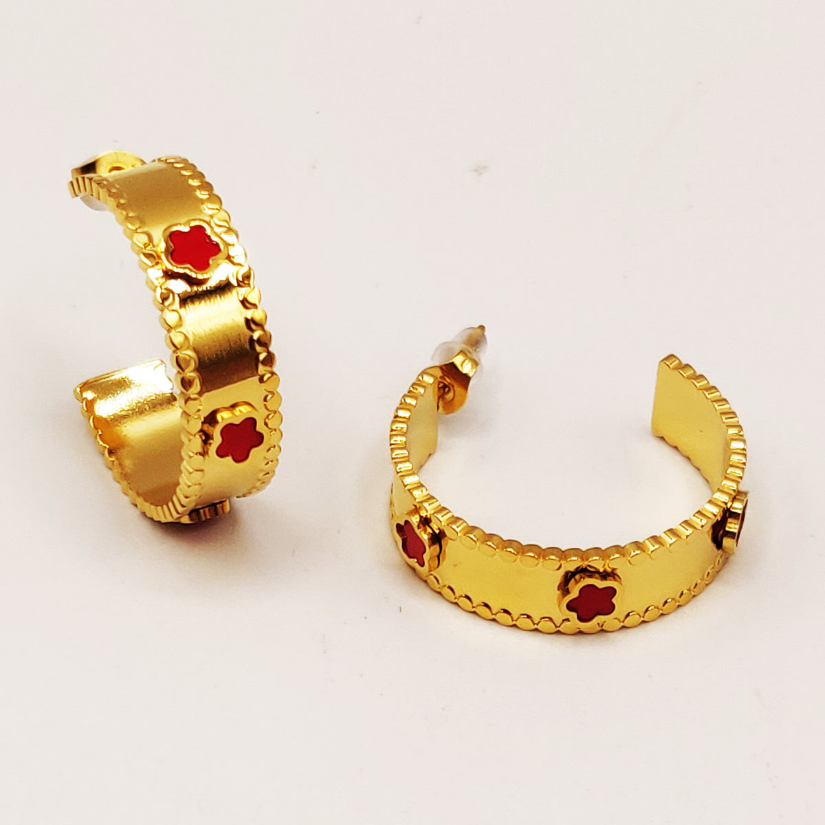 Boucles d'oreilles Multi Marguerites Rouges Luxe