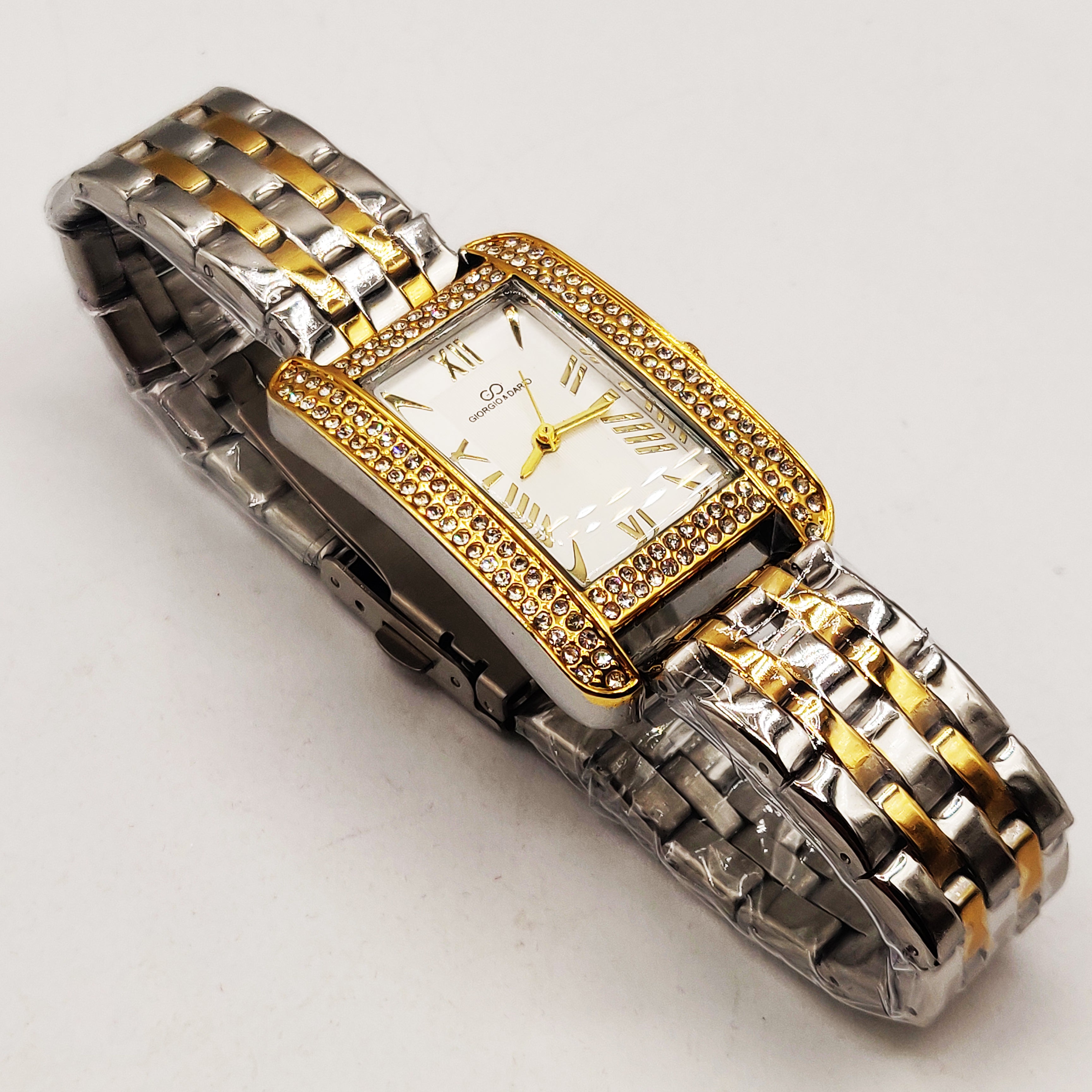 Montre Giorgio & Dario EU4599 Fond Blanc Bracelet Argenté et Doré