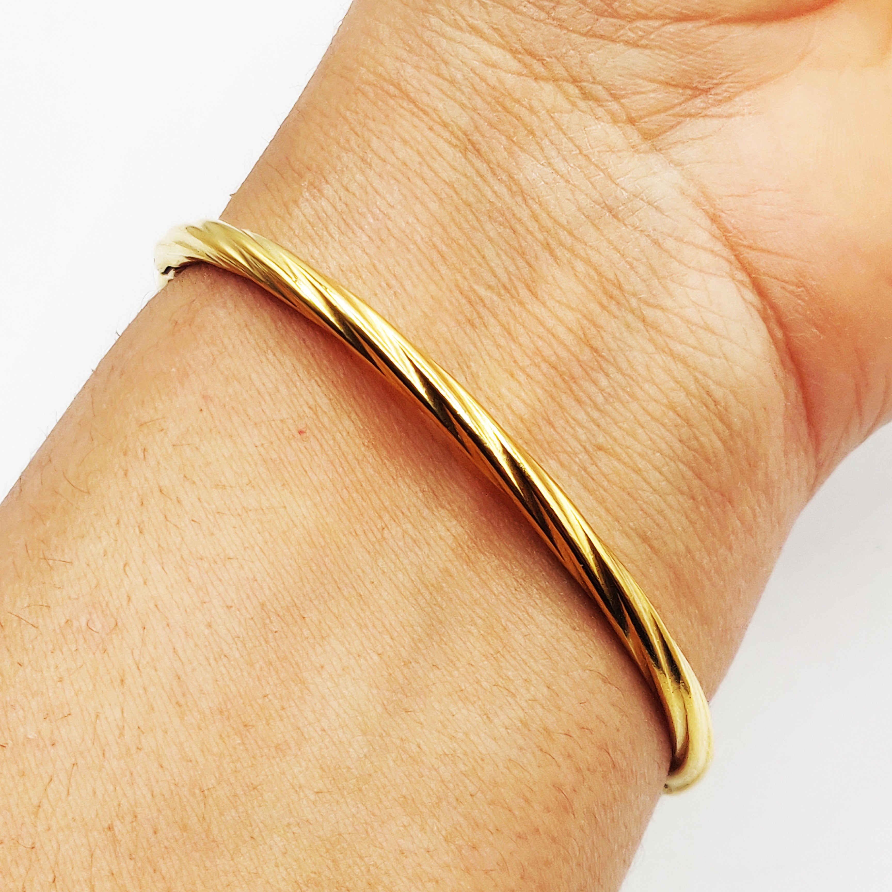Bracelet Rigide Simple Torsadé