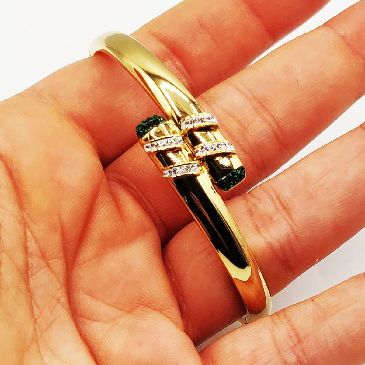 Bracelet Rigide Bandes Cristaux Verts Luxe