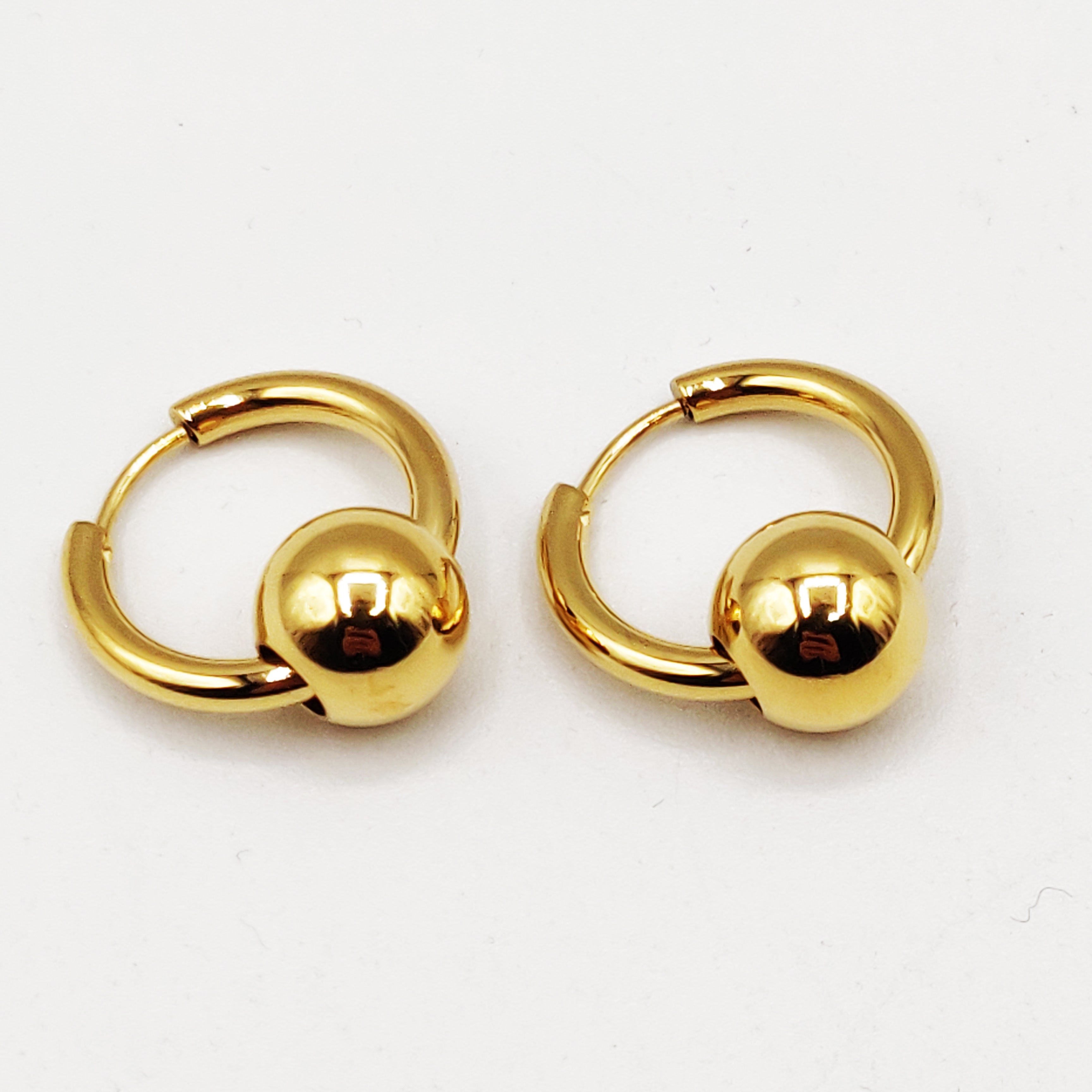 Boucles d'oreilles Grosses Perles d'imitation Dorées et Cercle Luxe