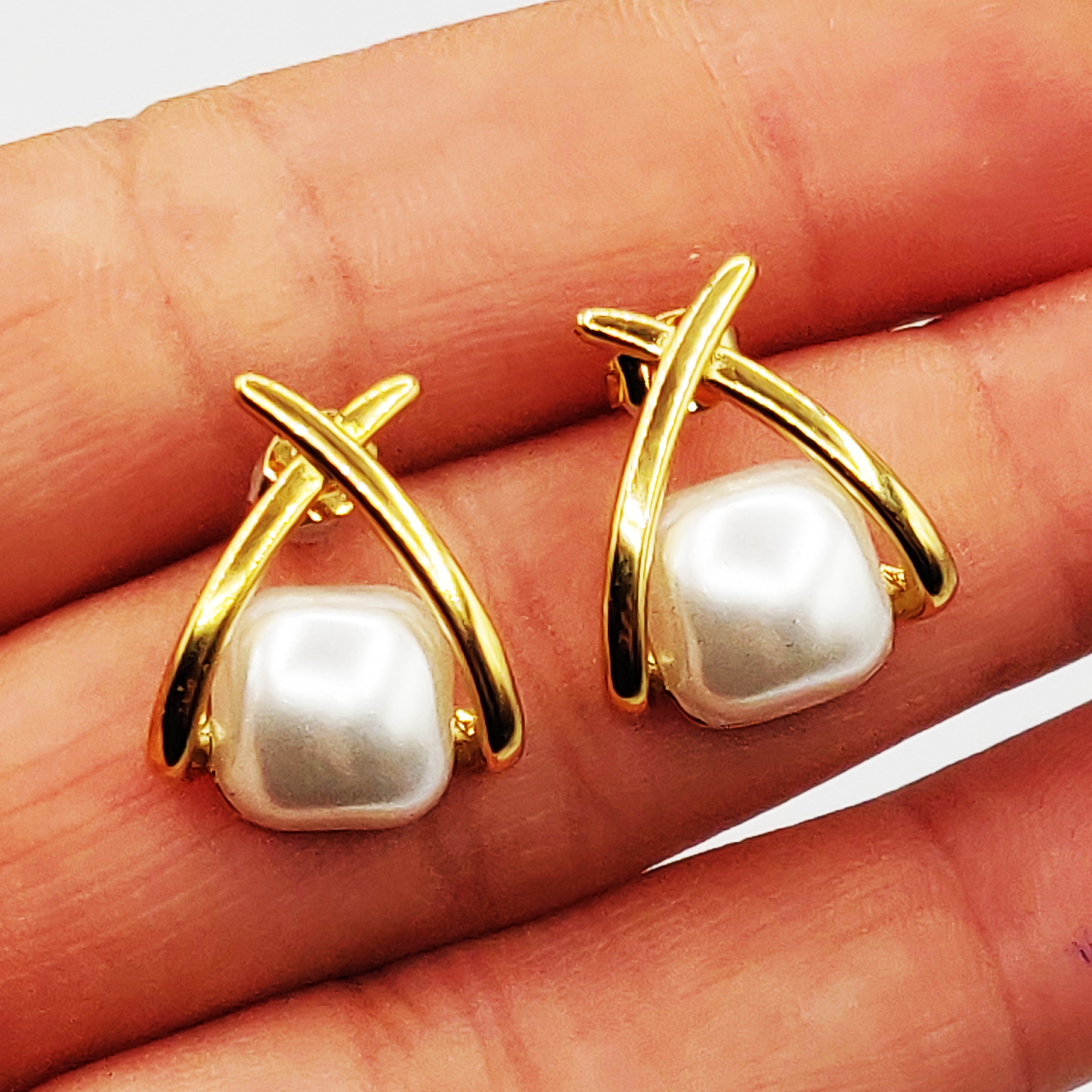Boucles d'oreilles X Perle d'imitation Blanche Luxe