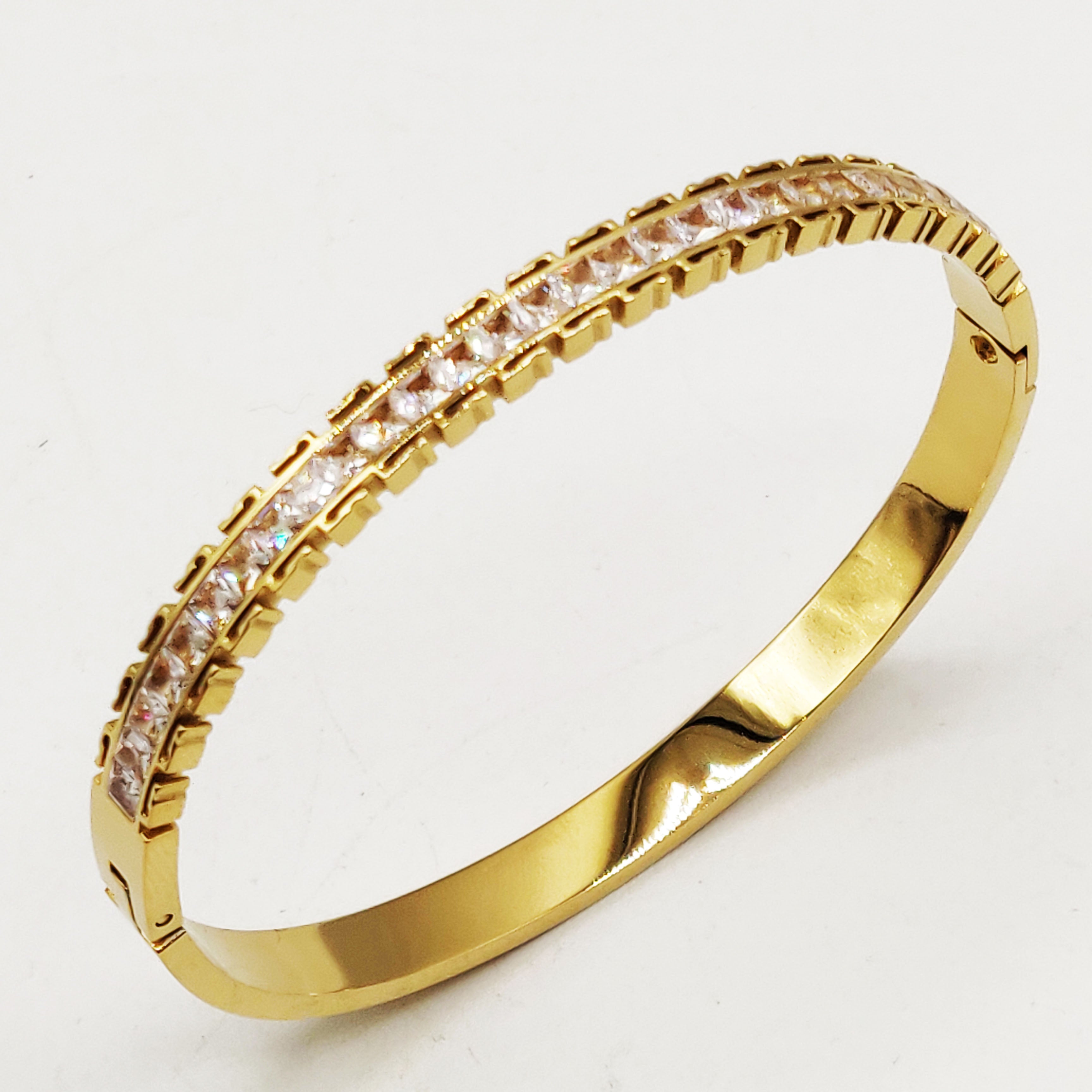 Bracelet Rigide Ligne Cristaux