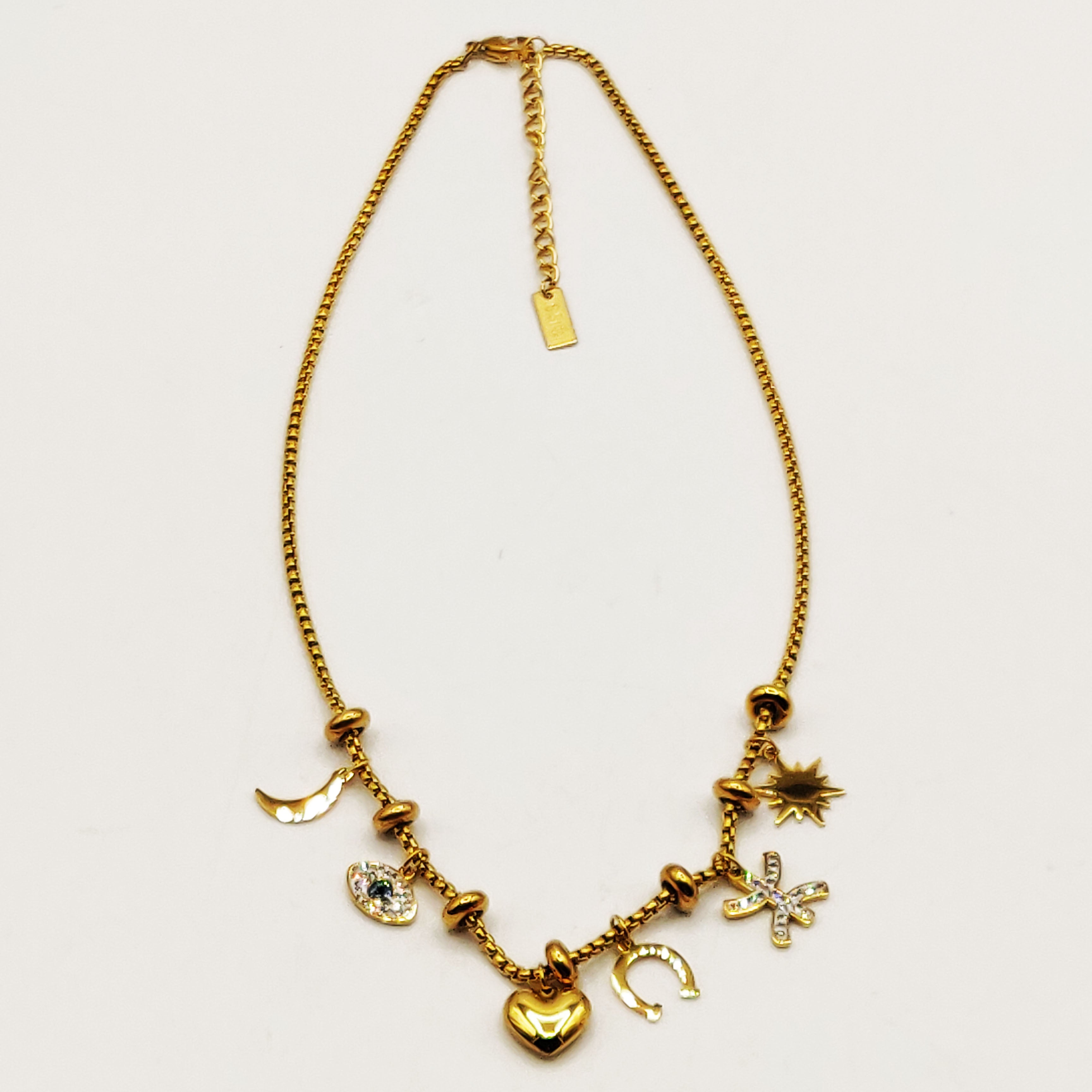 Collier Chaîne Arrondie Multi Pendentifs Coeur Luxe