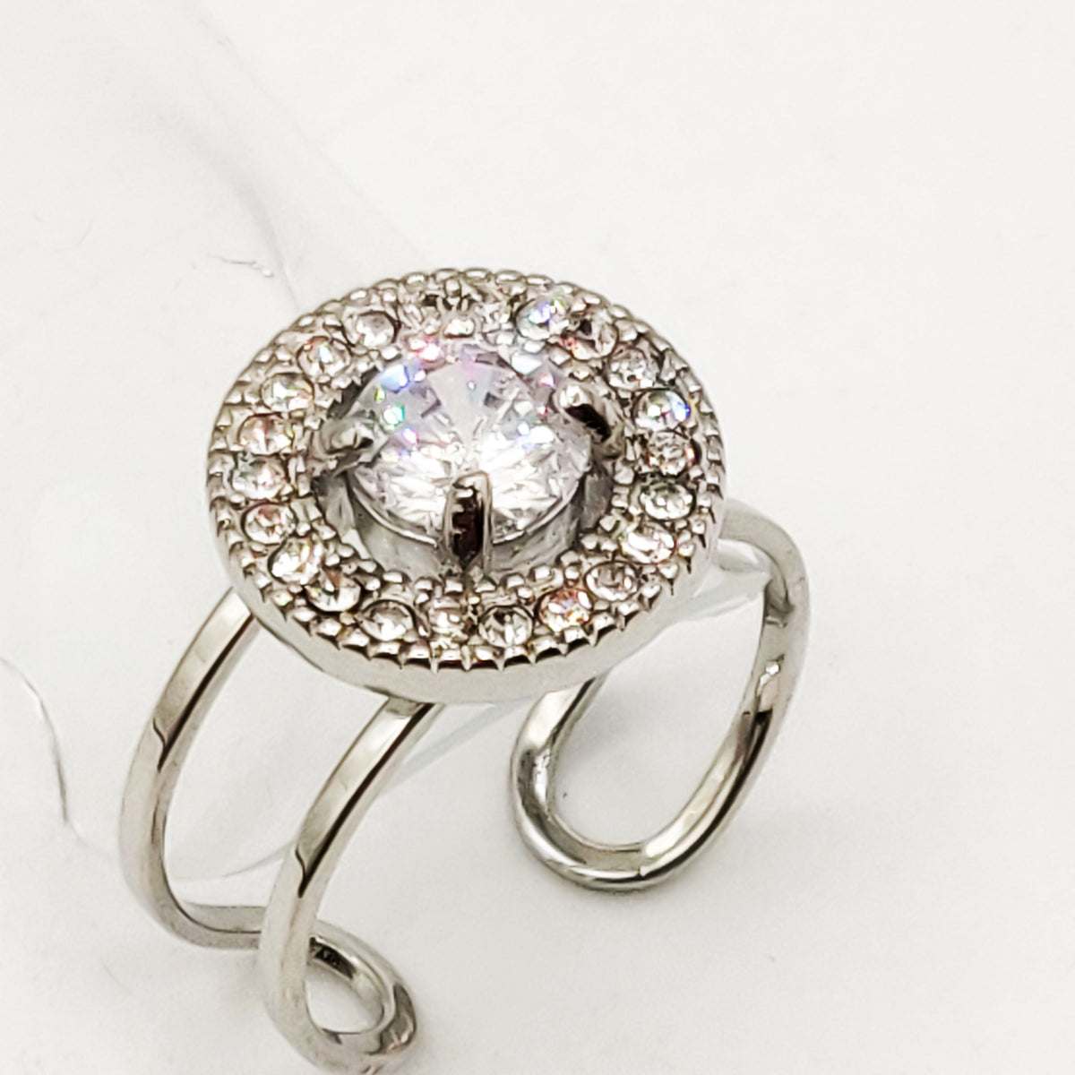 Bague Argentées Cercle Cristaux et Gros Cristal