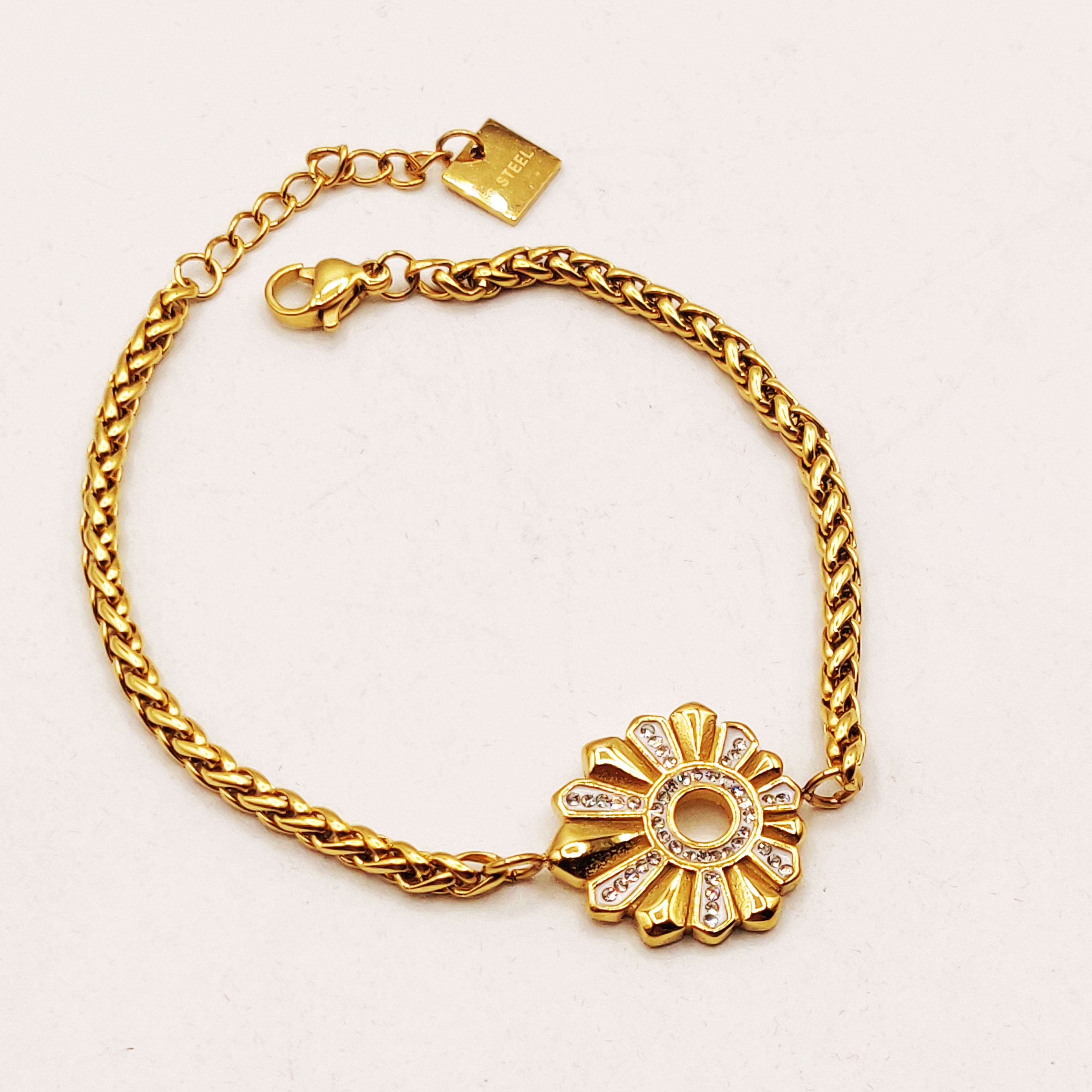 Bracelet Torsade Fleur Dorée et Cristaux Luxe