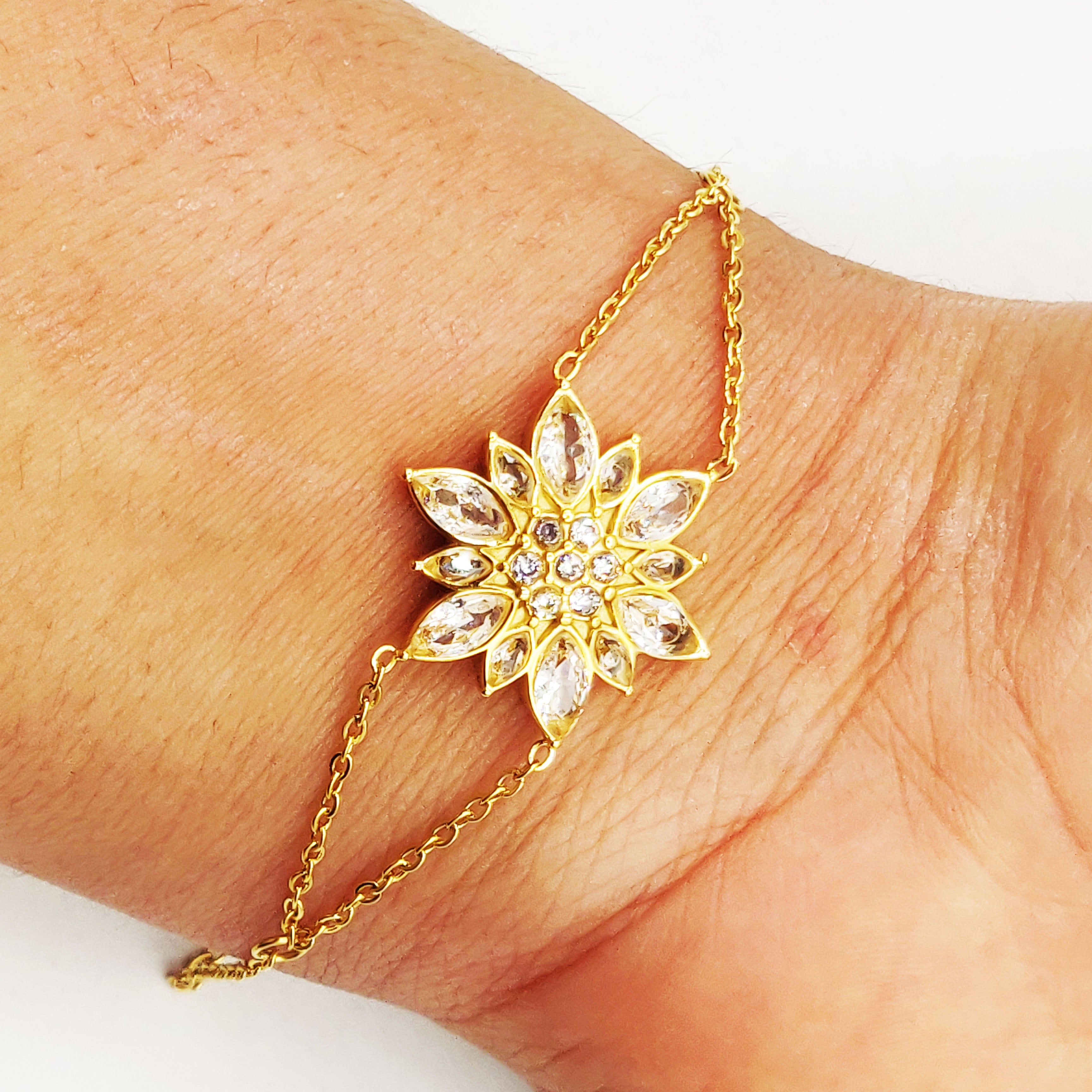 Bracelet Fleur en Cristaux Luxe