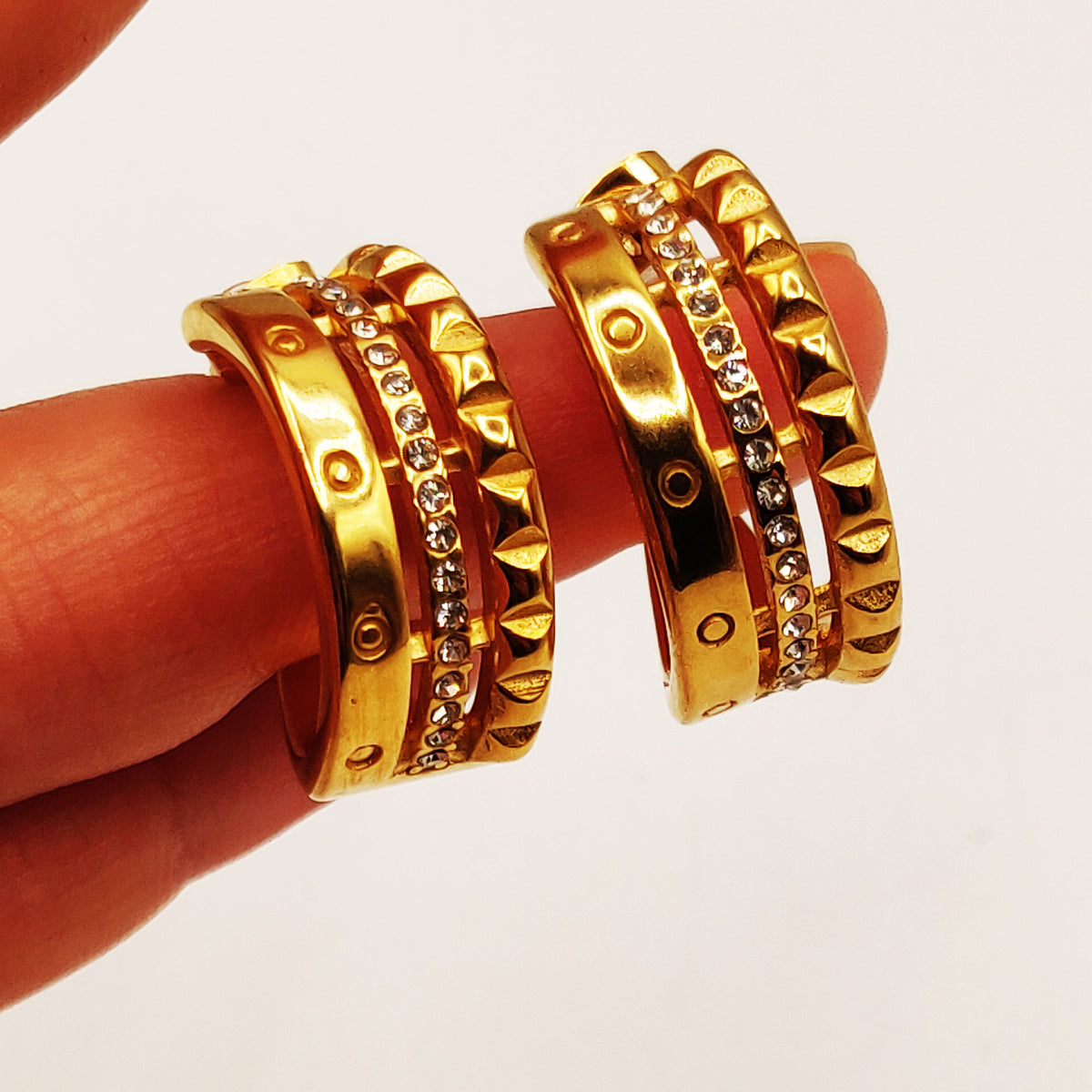 Boucles d'oreilles Cercle Multi Pics Luxe