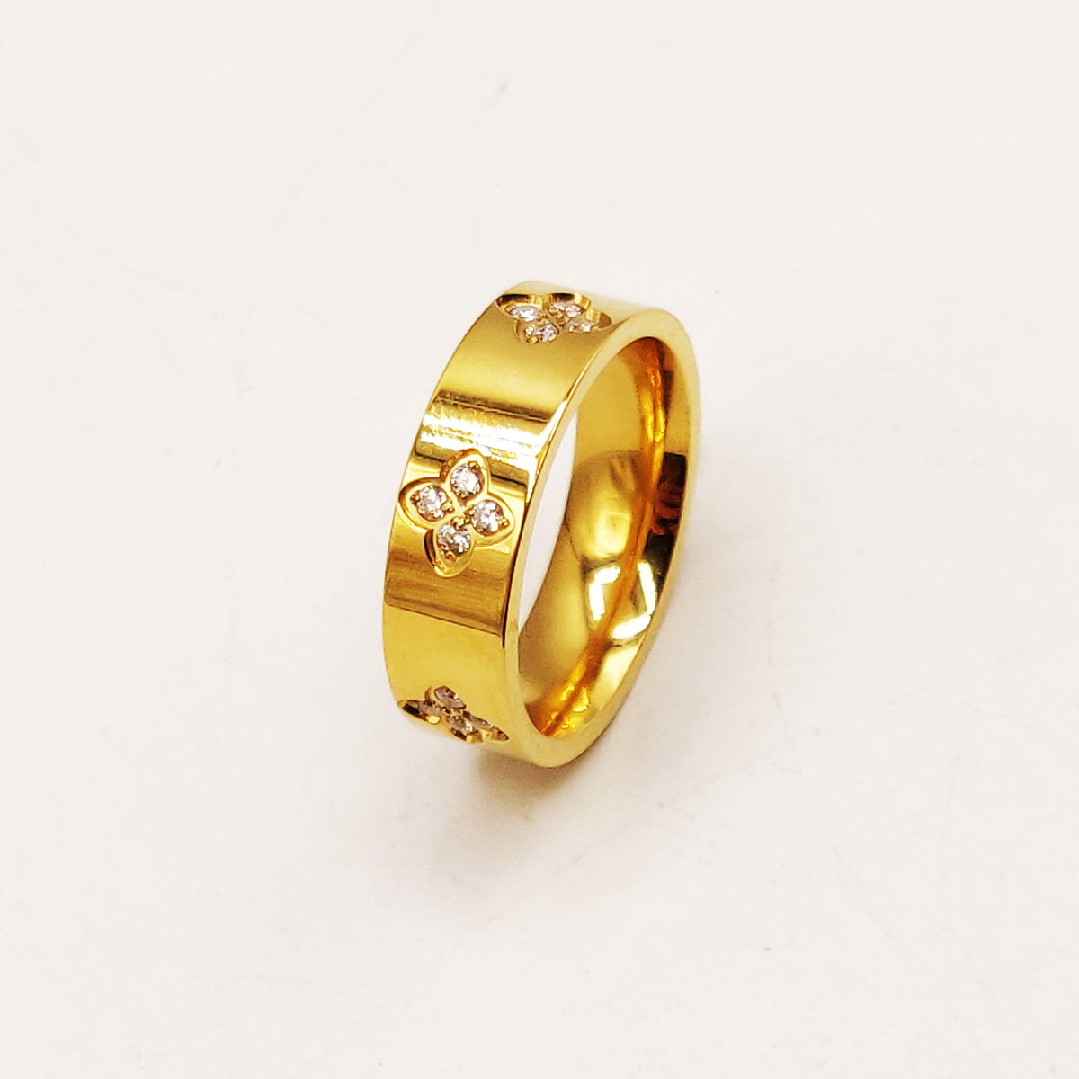Bague Trèfles Cristaux Intégrés