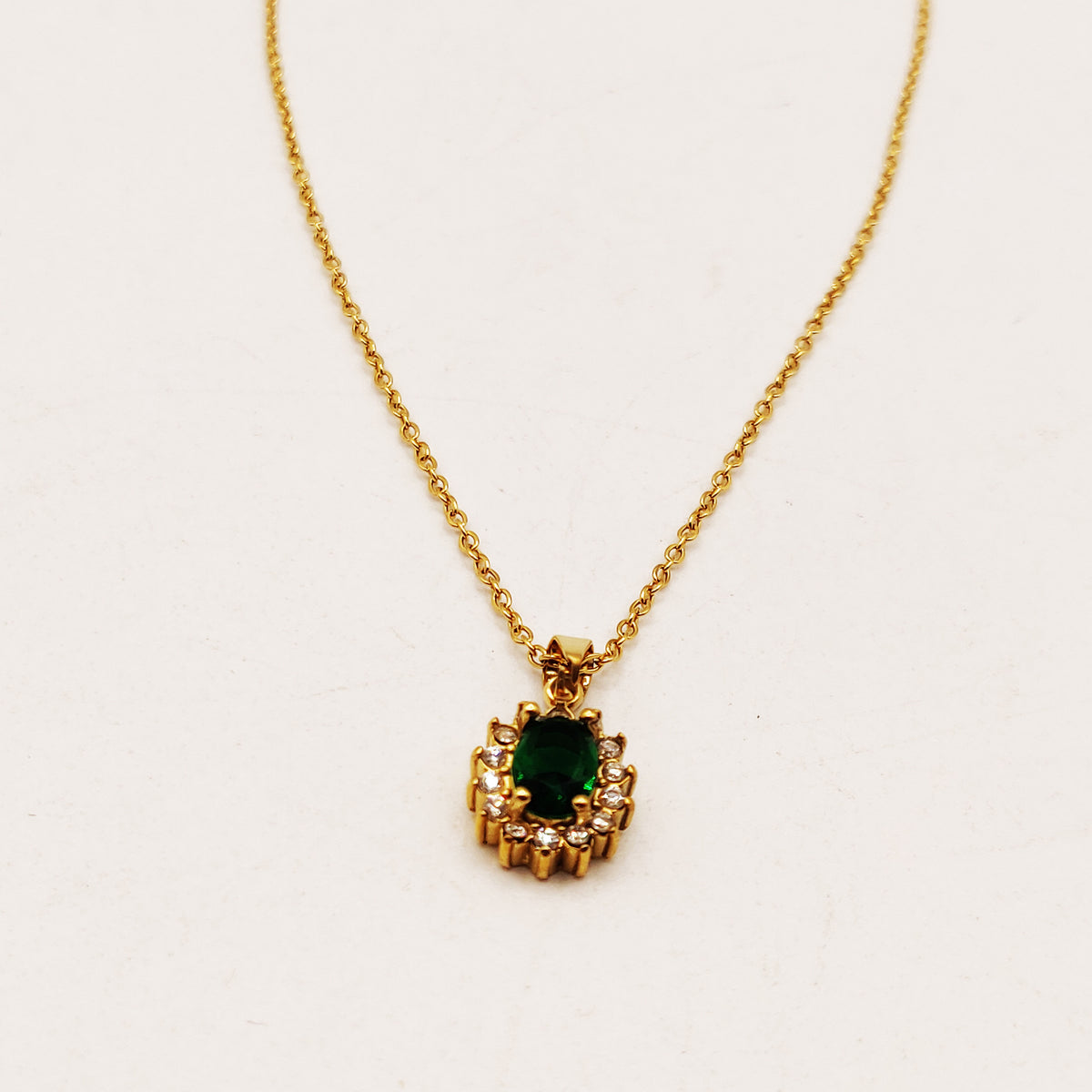 Collier Soleil Vert Tour Cristaux