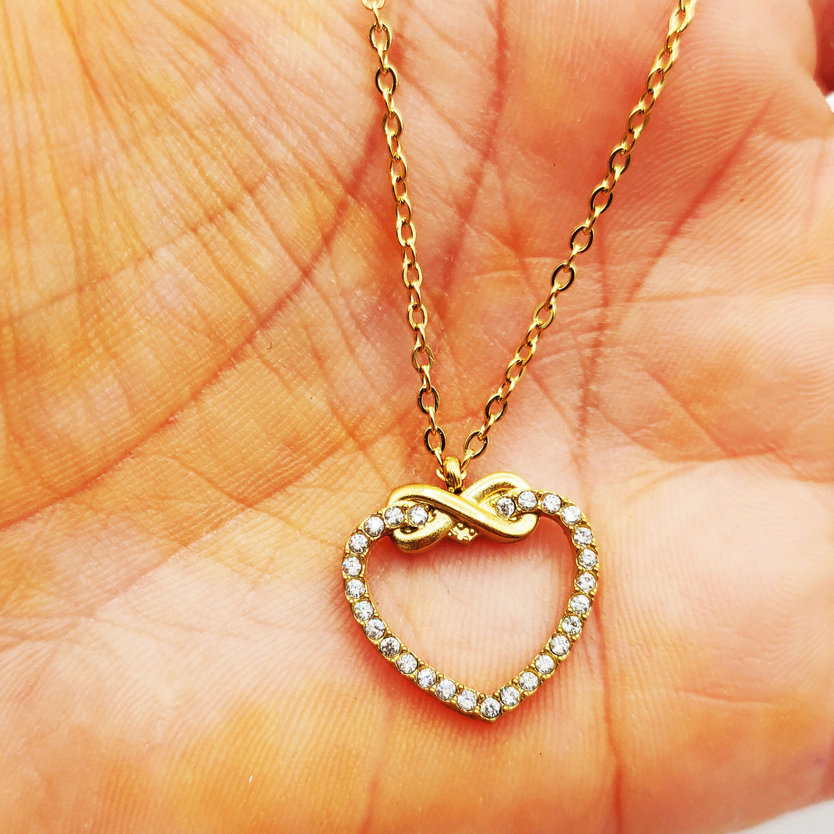 Collier Coeur Infinity Tour Cristaux