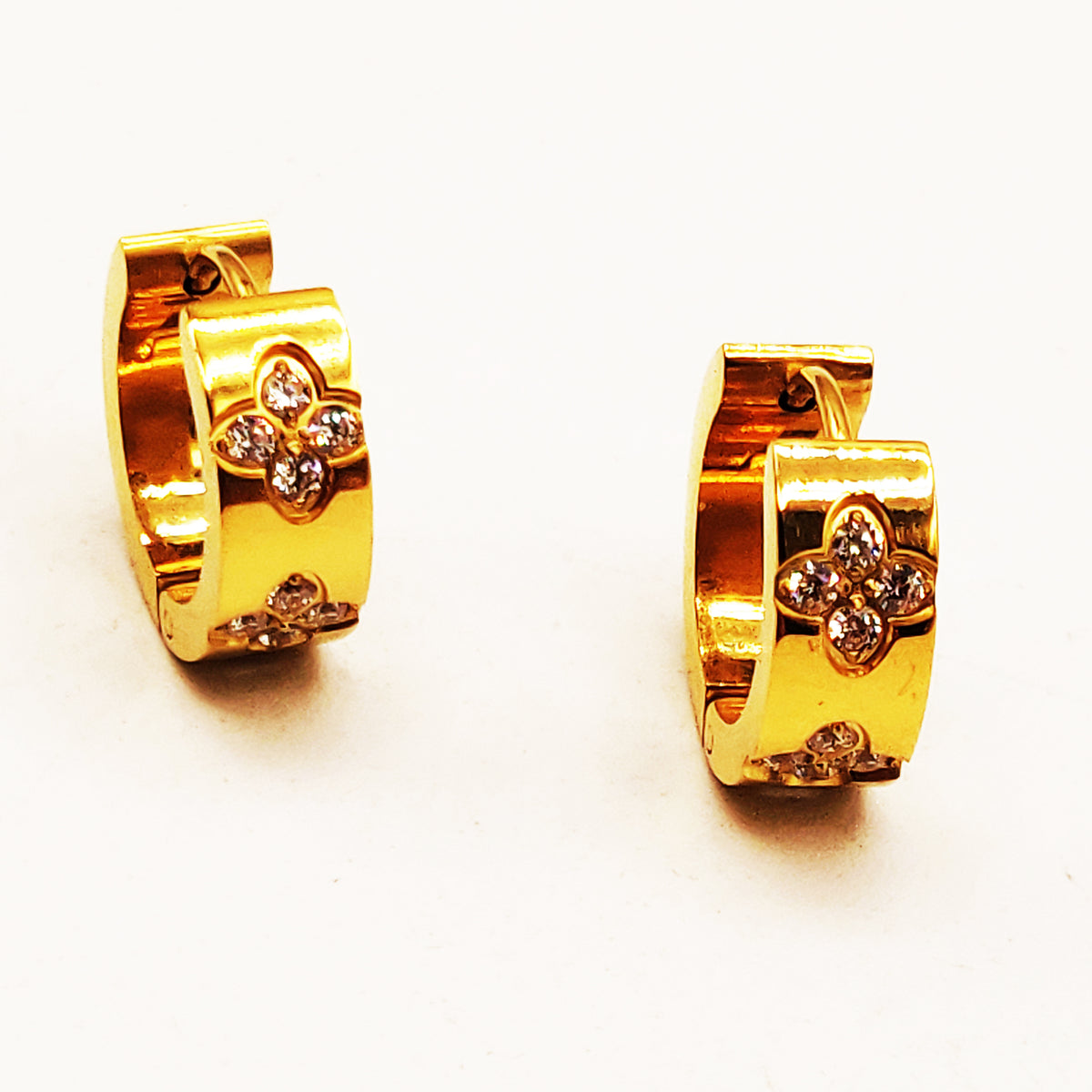 Boucles d'oreilles Trèfles Cristaux Intégrés